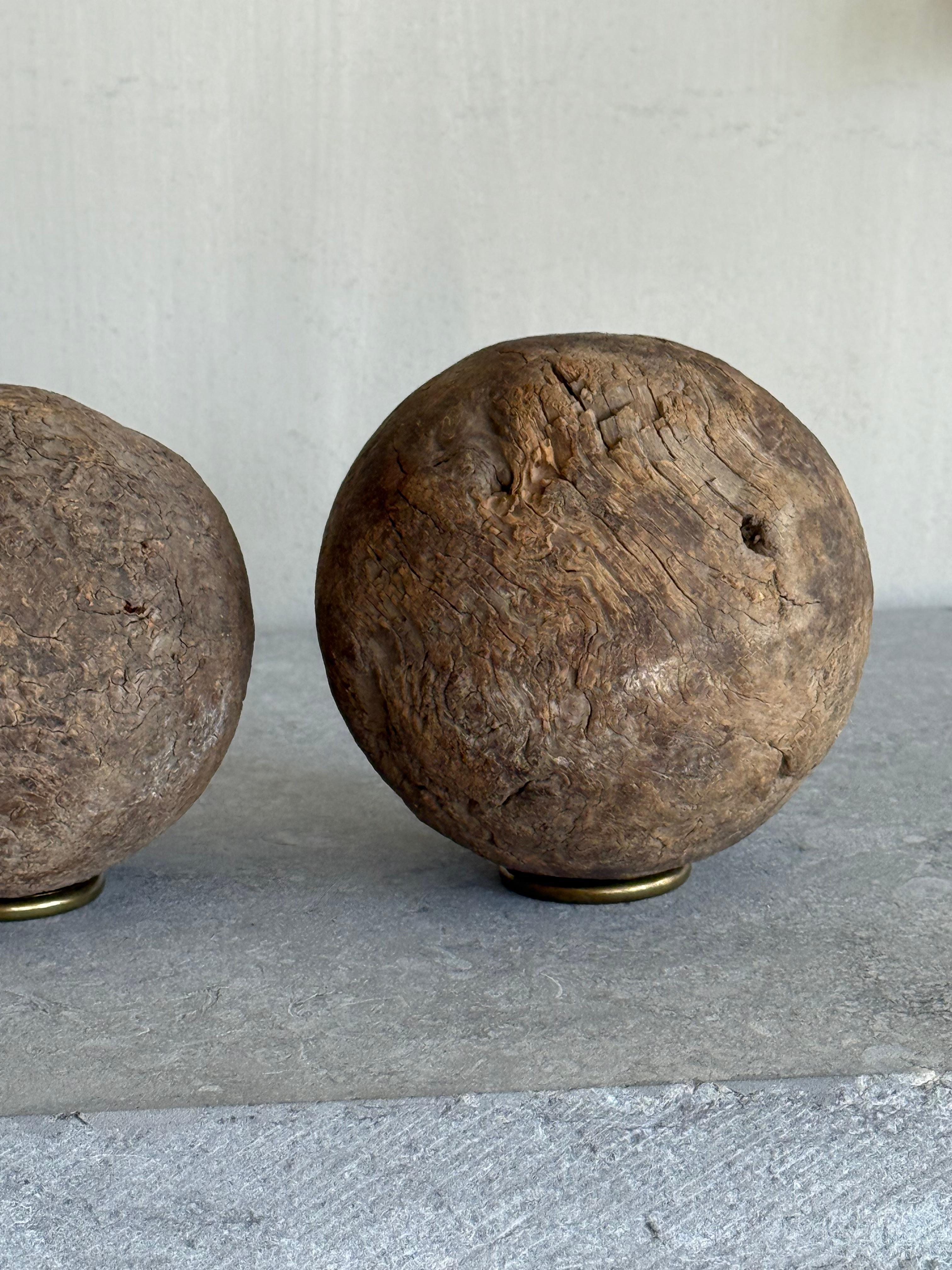 Francese Set di palline scolpite in legno del XVIII secolo in vendita