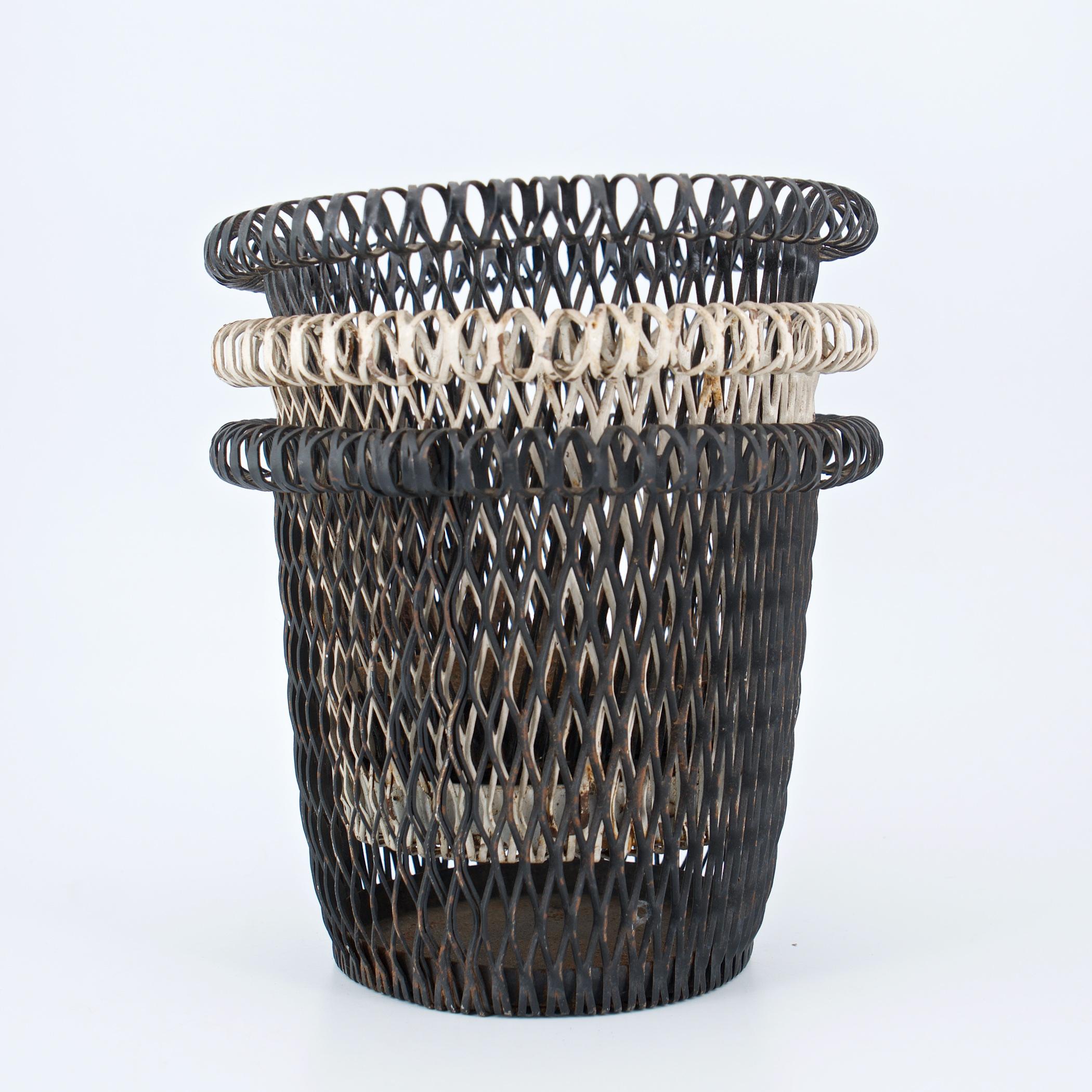 Mid-Century Modern Set 1950s Metal Mesh Wire Planter Baskets French Mathieu Matégot Style For Sale