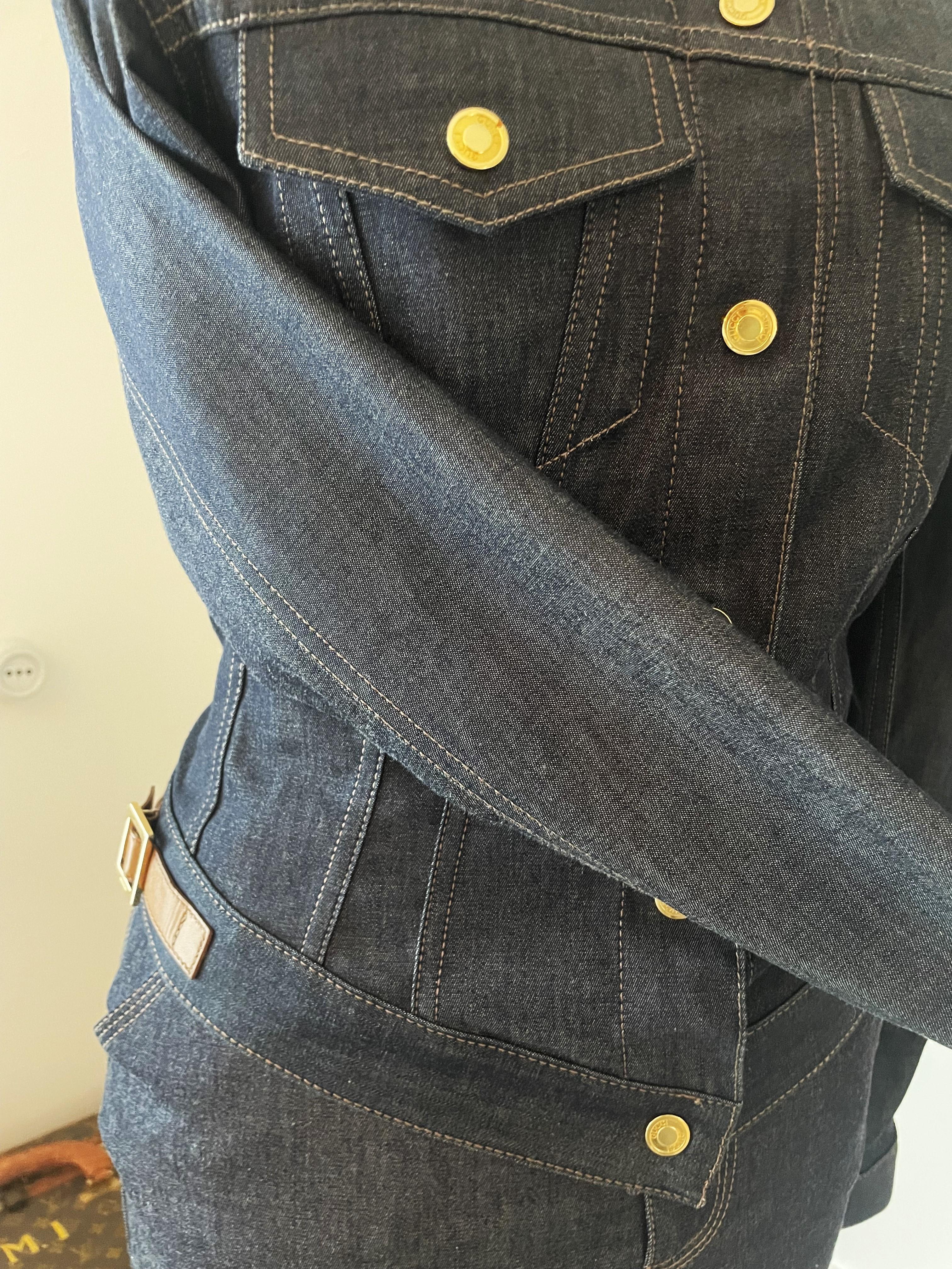 Set 1990s Tom Ford for Gucci denim jacket and skirt, Runway 1999 collectors item For Sale 1