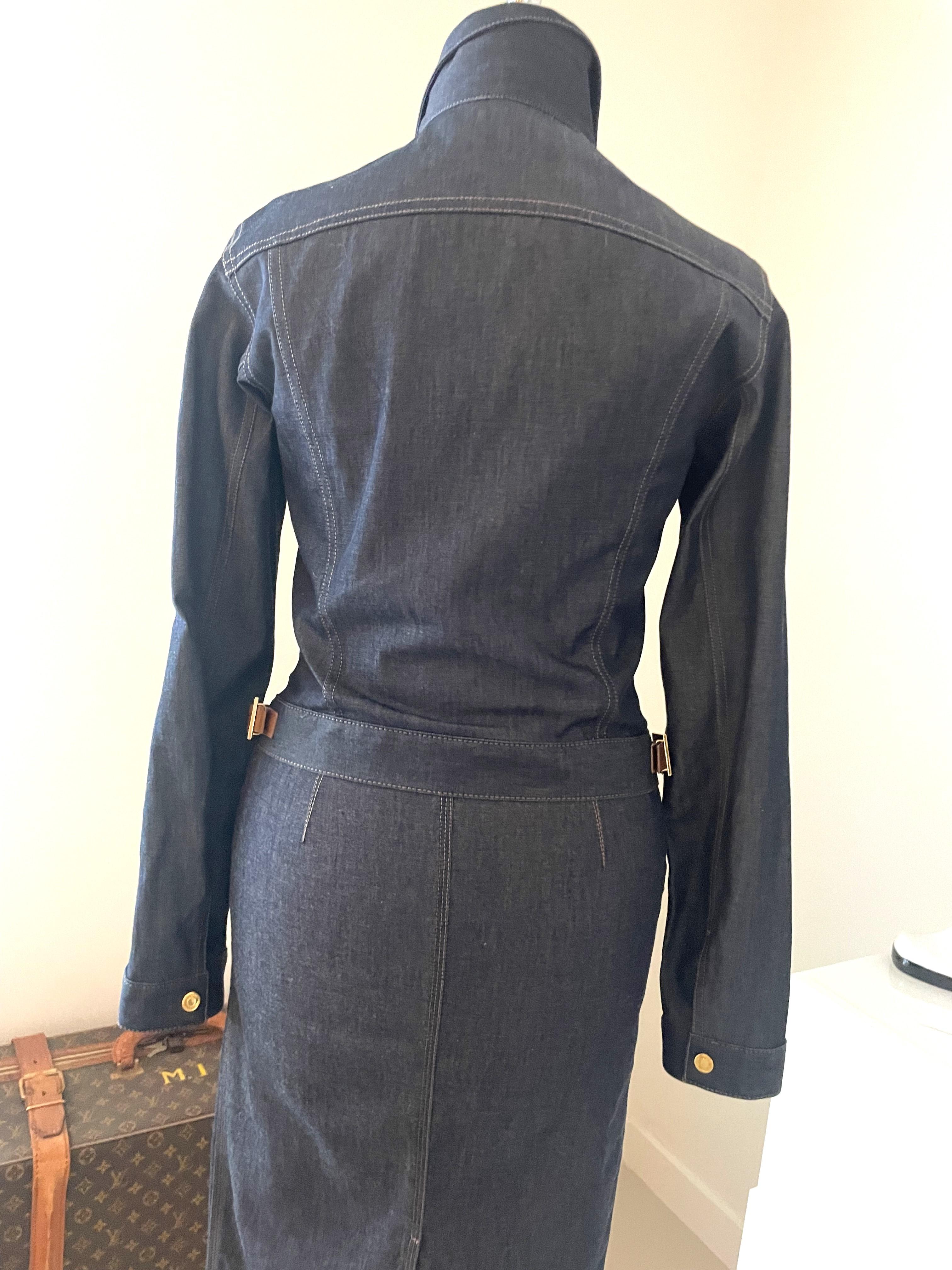 Set 1990s Tom Ford for Gucci denim jacket and skirt, Runway 1999 collectors item For Sale 2
