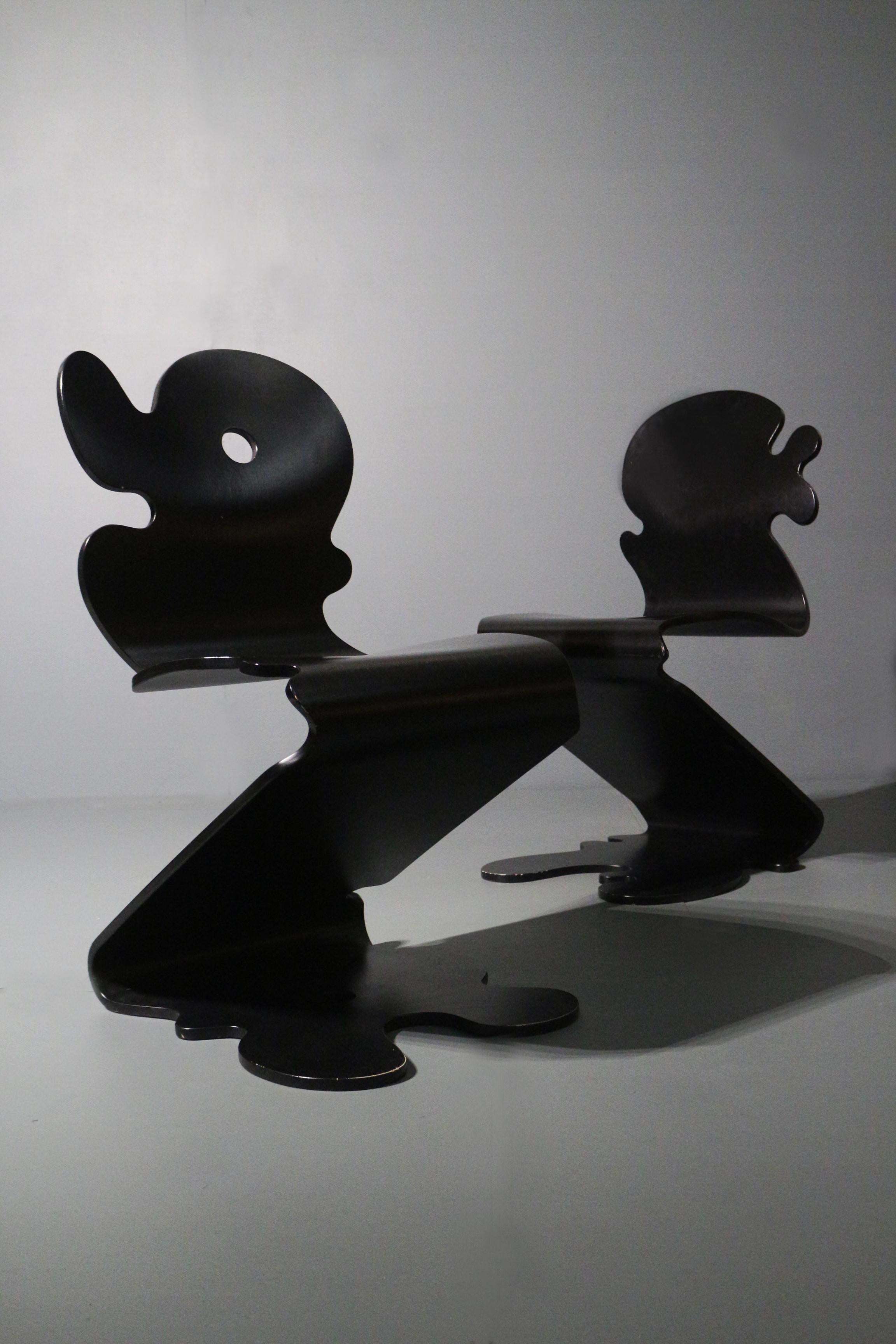 Very rare chair Pantonic designed by verner Panton in 1992. 
Model. 5010 & model 5000
Very good condition. 
Plywood - Black color.
 
