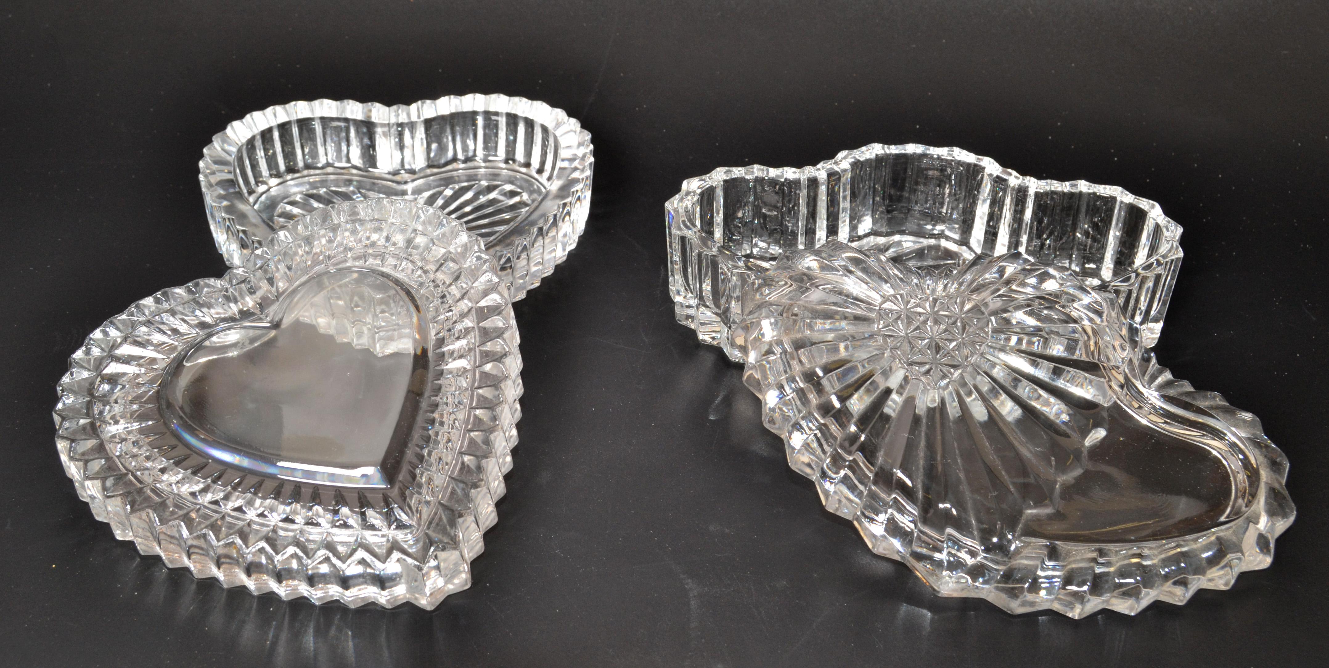 Set 2 Cut & Beveled Glass Heart Shaped Candy Dish Jewelry Trinket Keepsake Box In Good Condition For Sale In Miami, FL