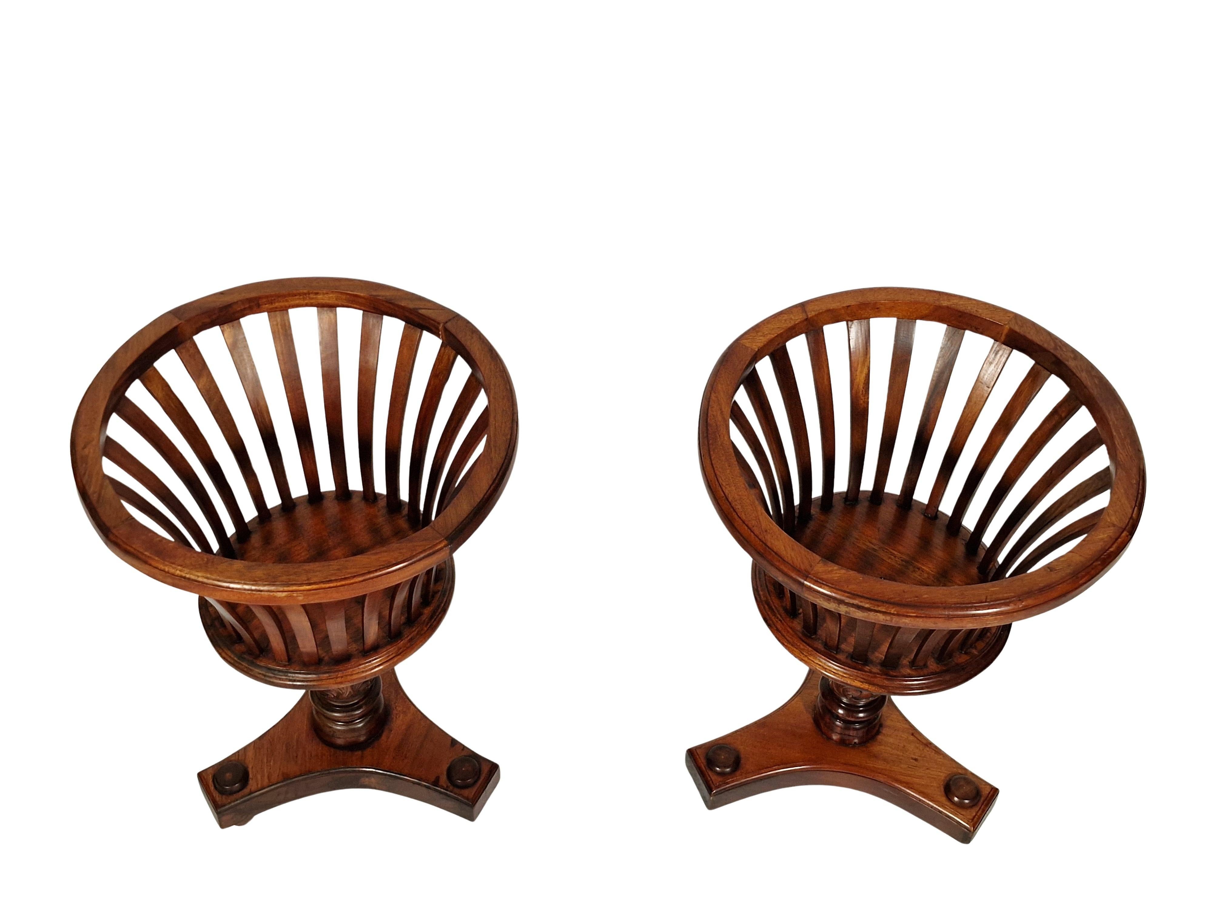 Set 2 huge plant stands solid mahogany, Regency style Biedermeier 1860s, Austria In Good Condition In Wien, AT