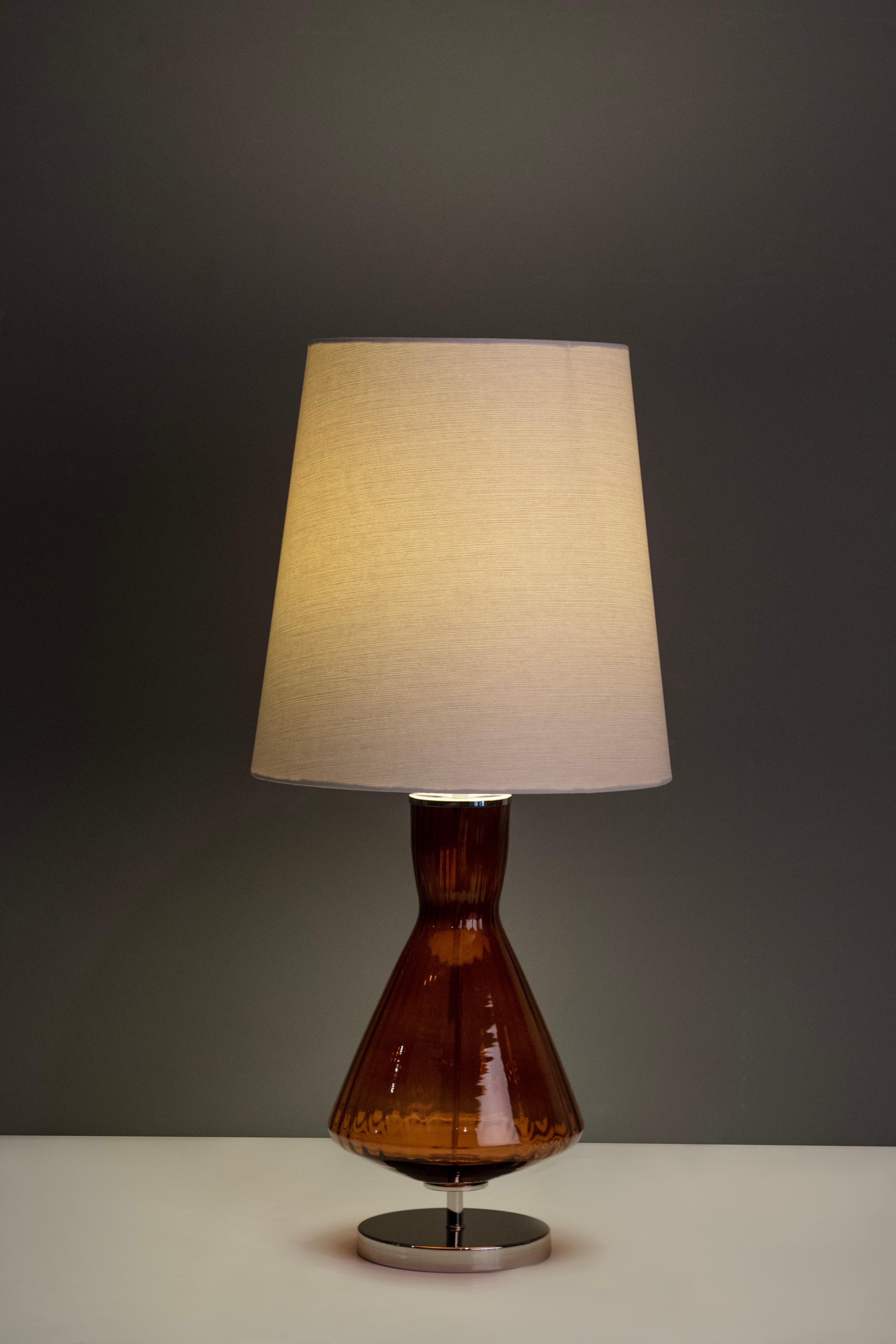 Poli Set/2 lampes de table Modernity, base en verre, abat-jour en soie, fait à la main par Greenapple en vente