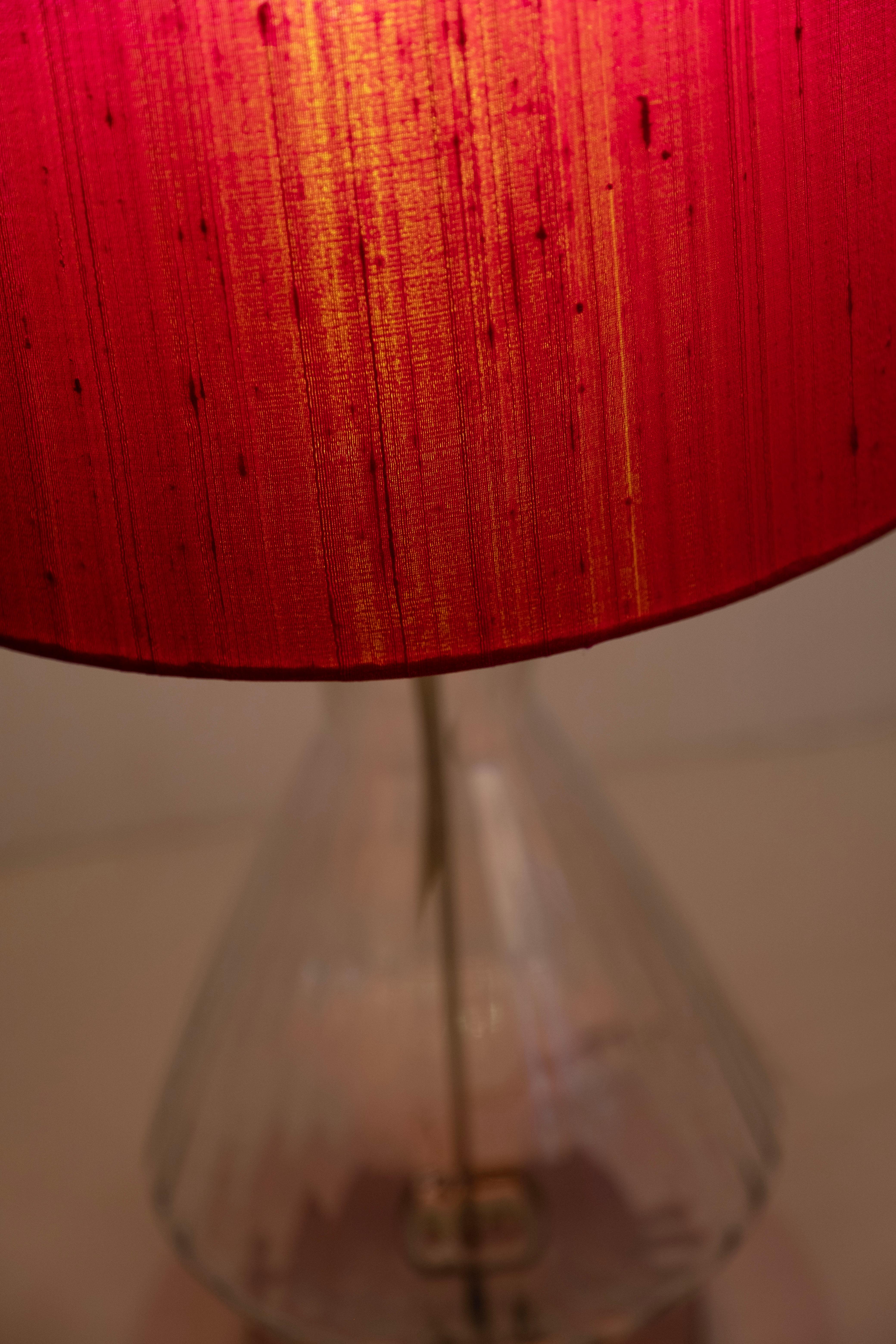 Fait main Set/2 lampes de table Modernity, base en verre, abat-jour en soie, fait à la main par Greenapple en vente