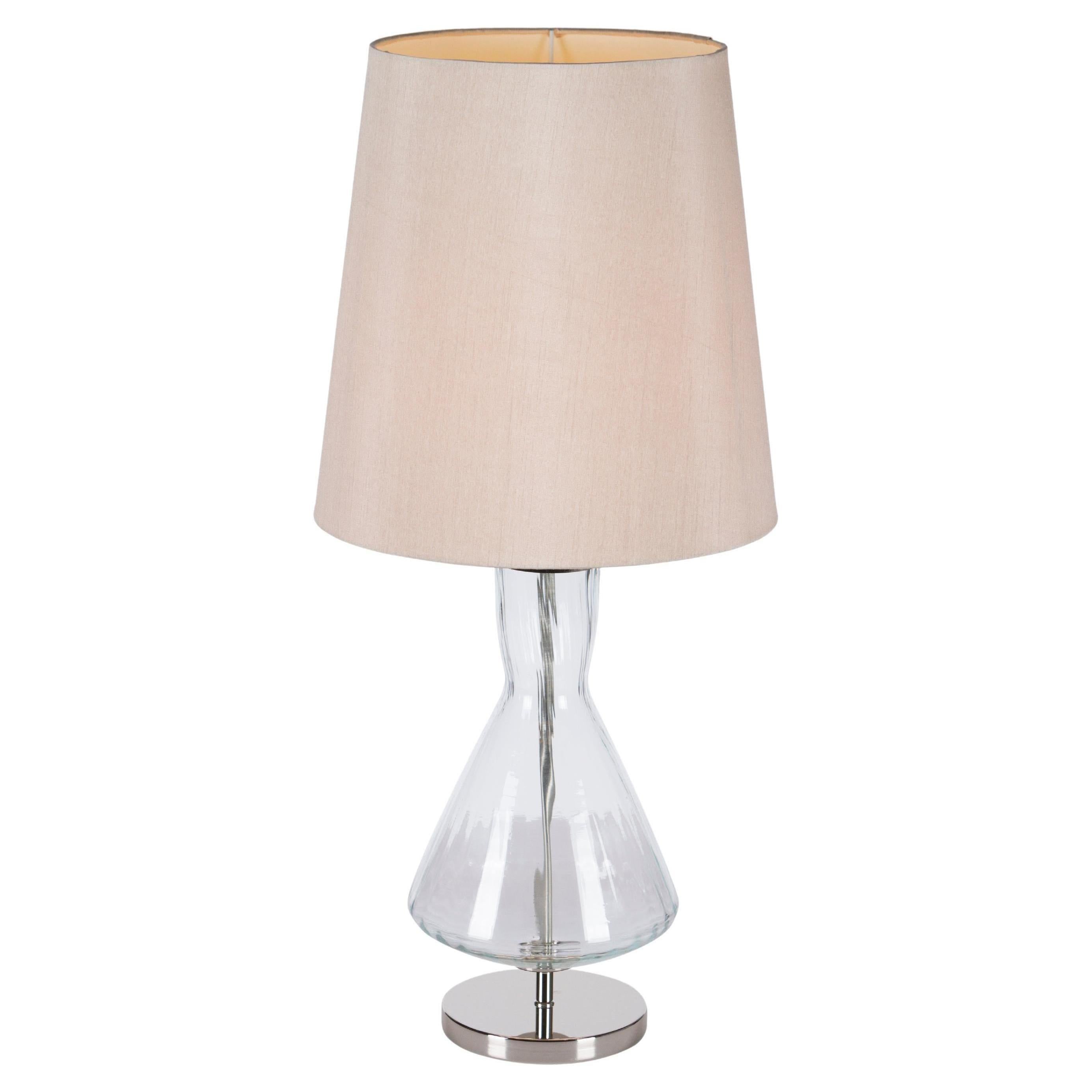 XXIe siècle et contemporain Set/2 lampes de table Modernity, base en verre, abat-jour en soie, fait à la main par Greenapple en vente