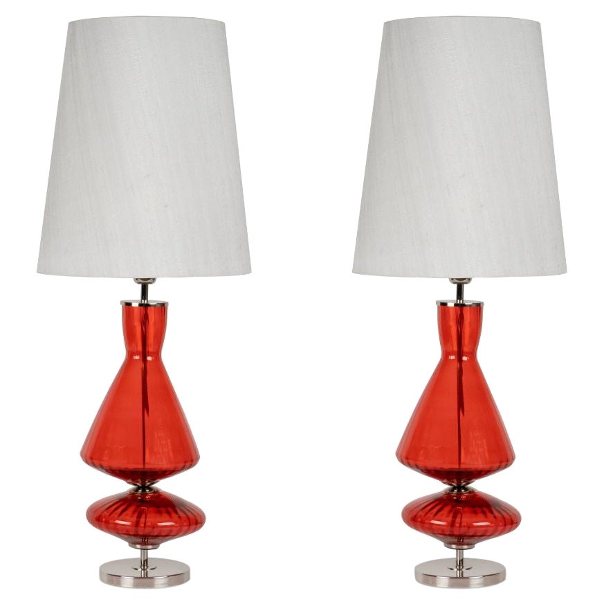 Set/2 Moderne Tischlampen, Glasfuß, Lampenschirm aus Seide, handgefertigt von Greenapple