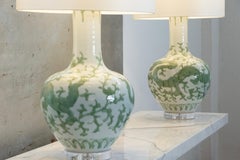 Set/2 lampade da tavolo moderne, base in porcellana, paralume in raso, fatte a mano Greenapple