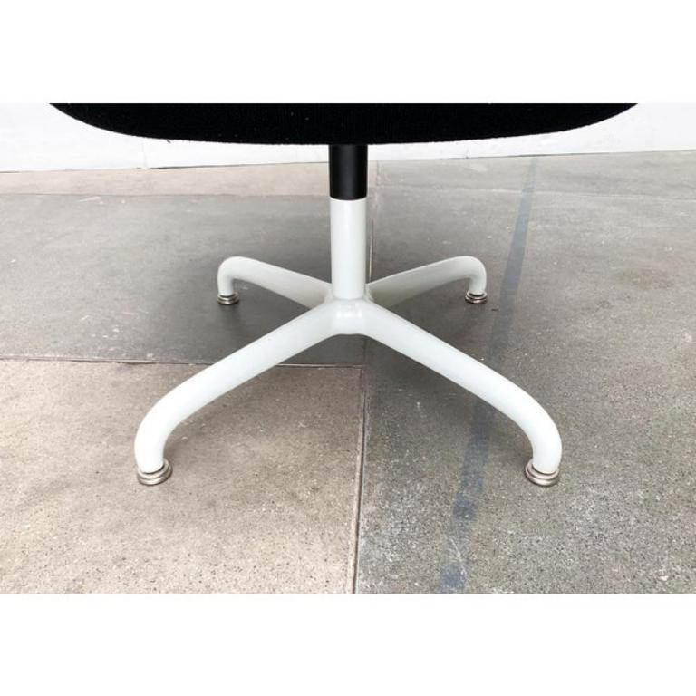 Ensemble de 2 chaises Space A Model 2038 par Bruce Hannah & Andrew Morrison, 1970 en vente 1