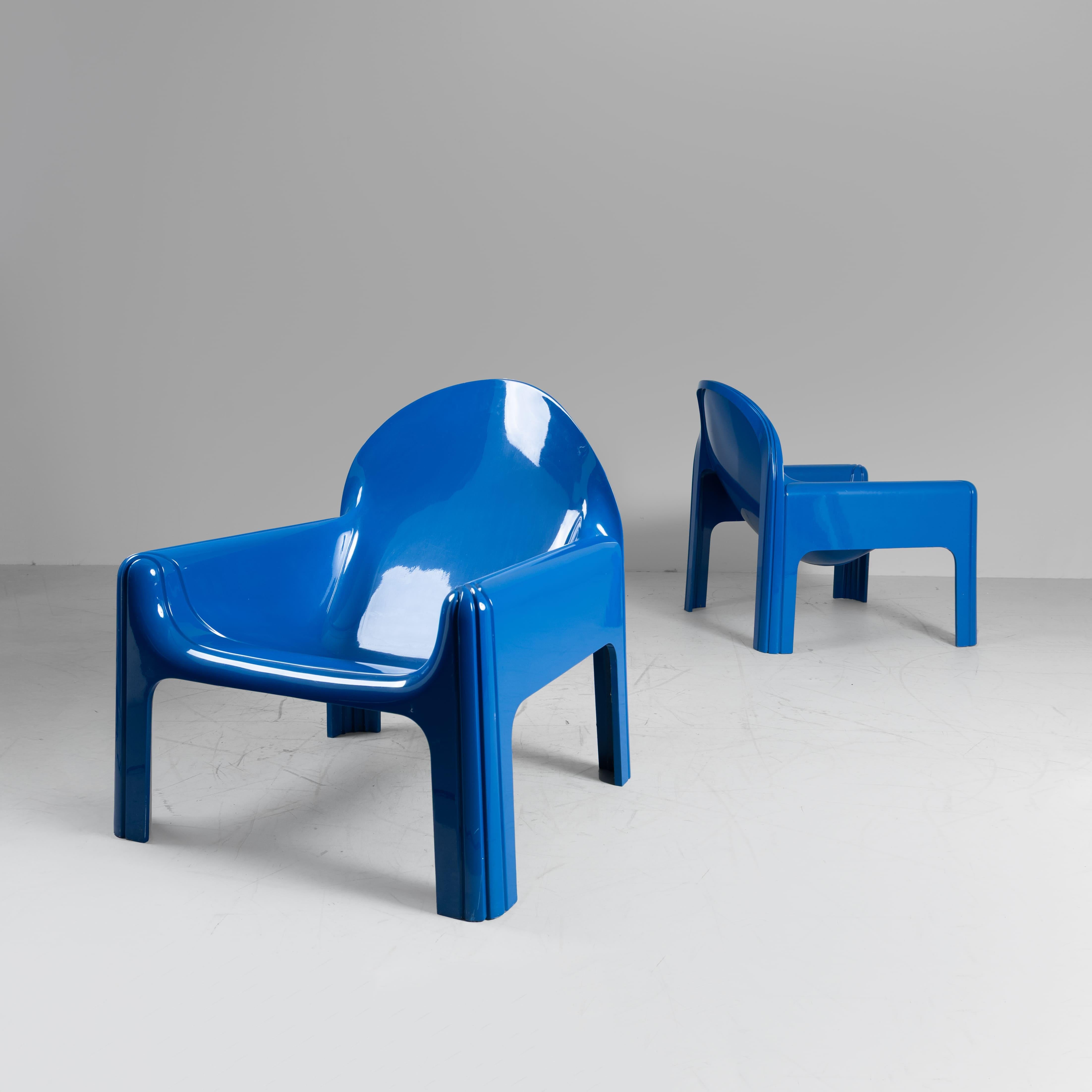 Space Age Set 2 poltrone 4794 blu, Gae Aulenti, Kartell in vendita
