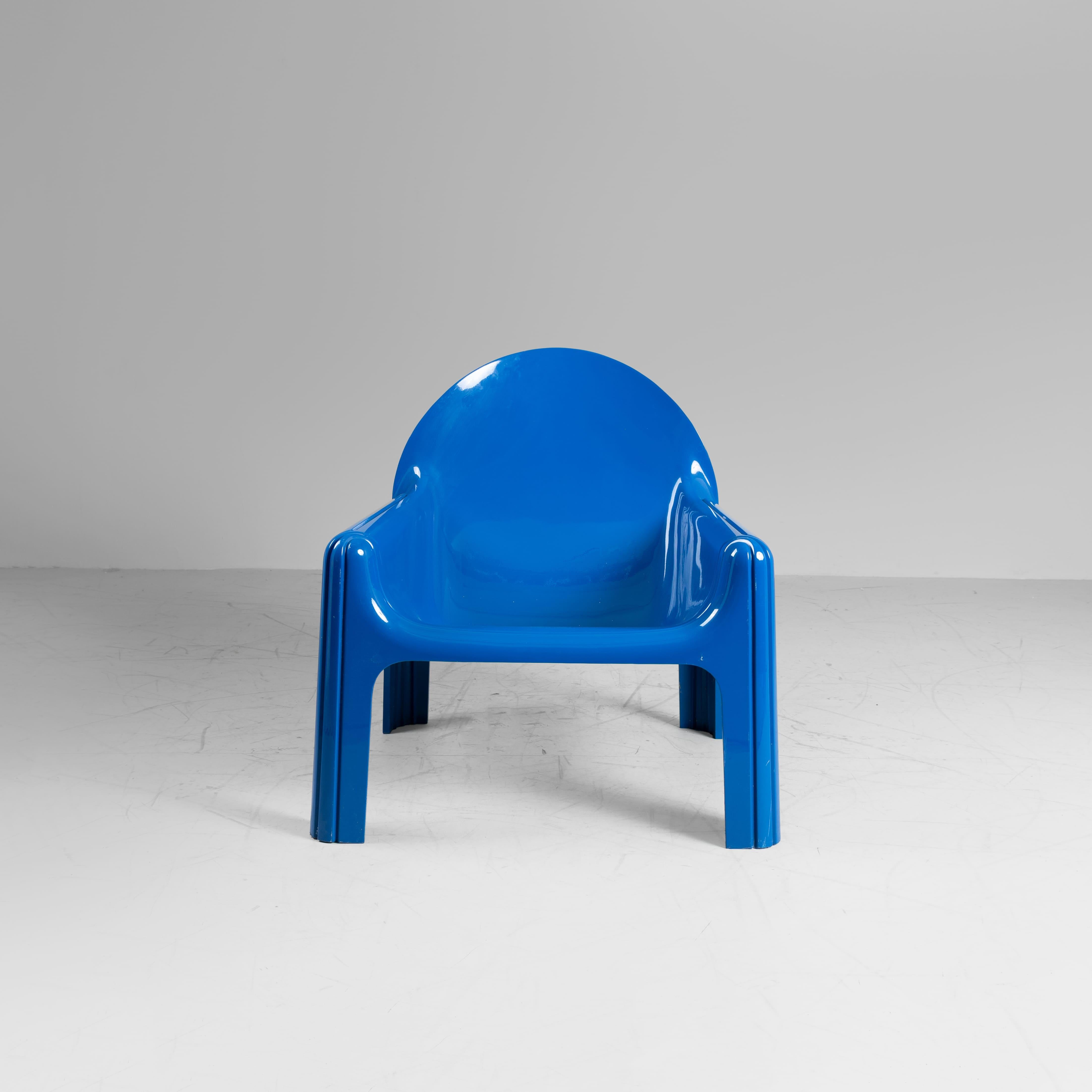 Italian Set 2 poltrone 4794 blu, Gae Aulenti, Kartell in vendita