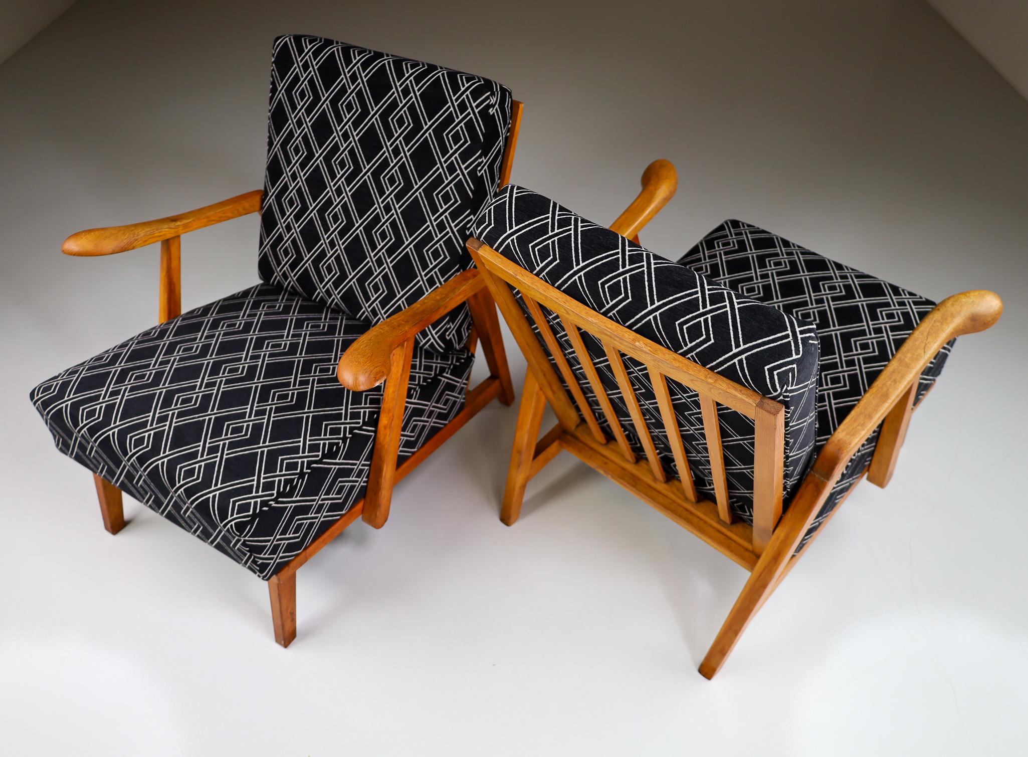 French Set/2 Sculptural Armchairs in Oak and Reupholstered Fabric, France, 1950s For Sale