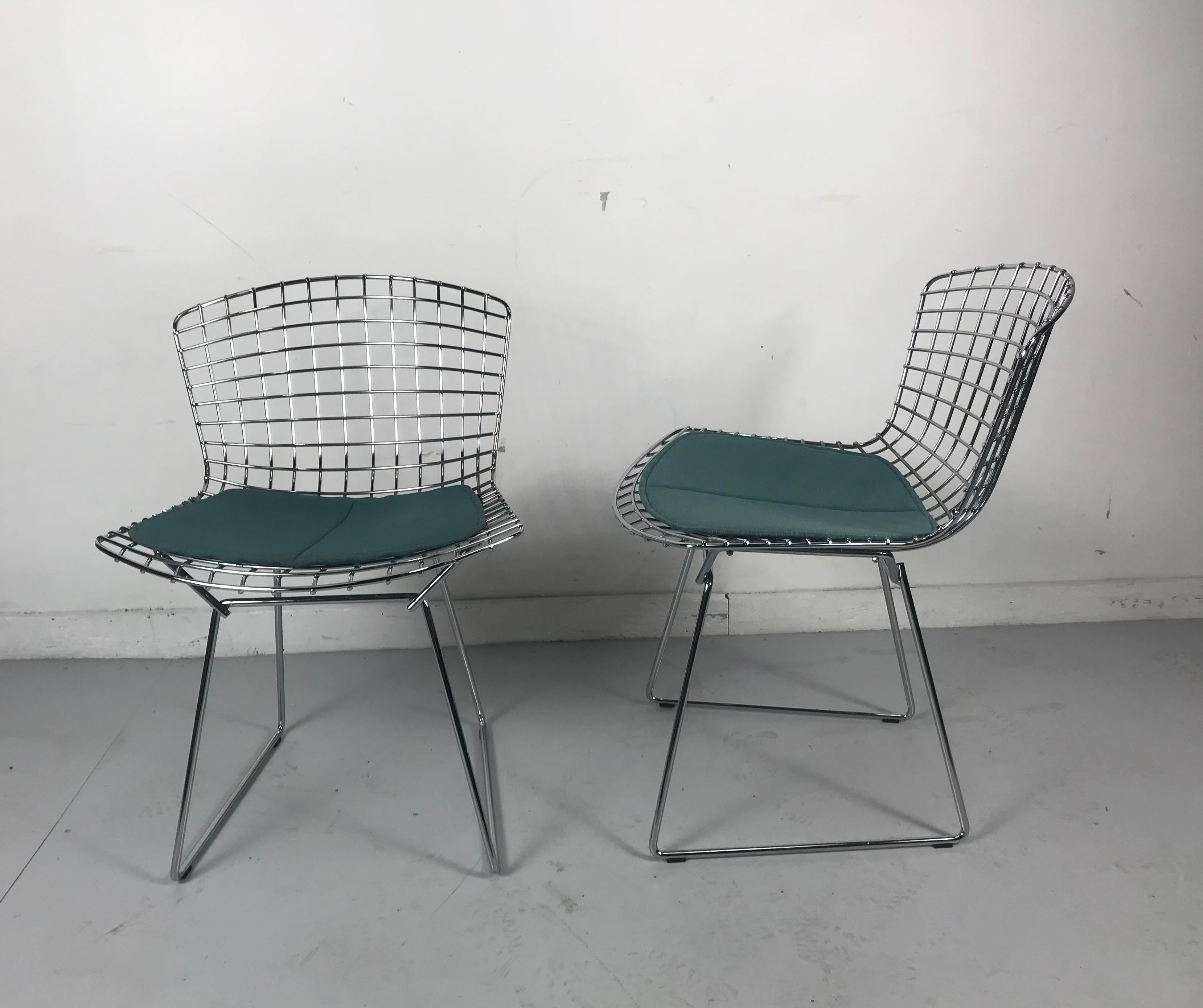 Mid-Century Modern Set of 20 Vintage Chrome Bertoia Side Chairs by Knoll