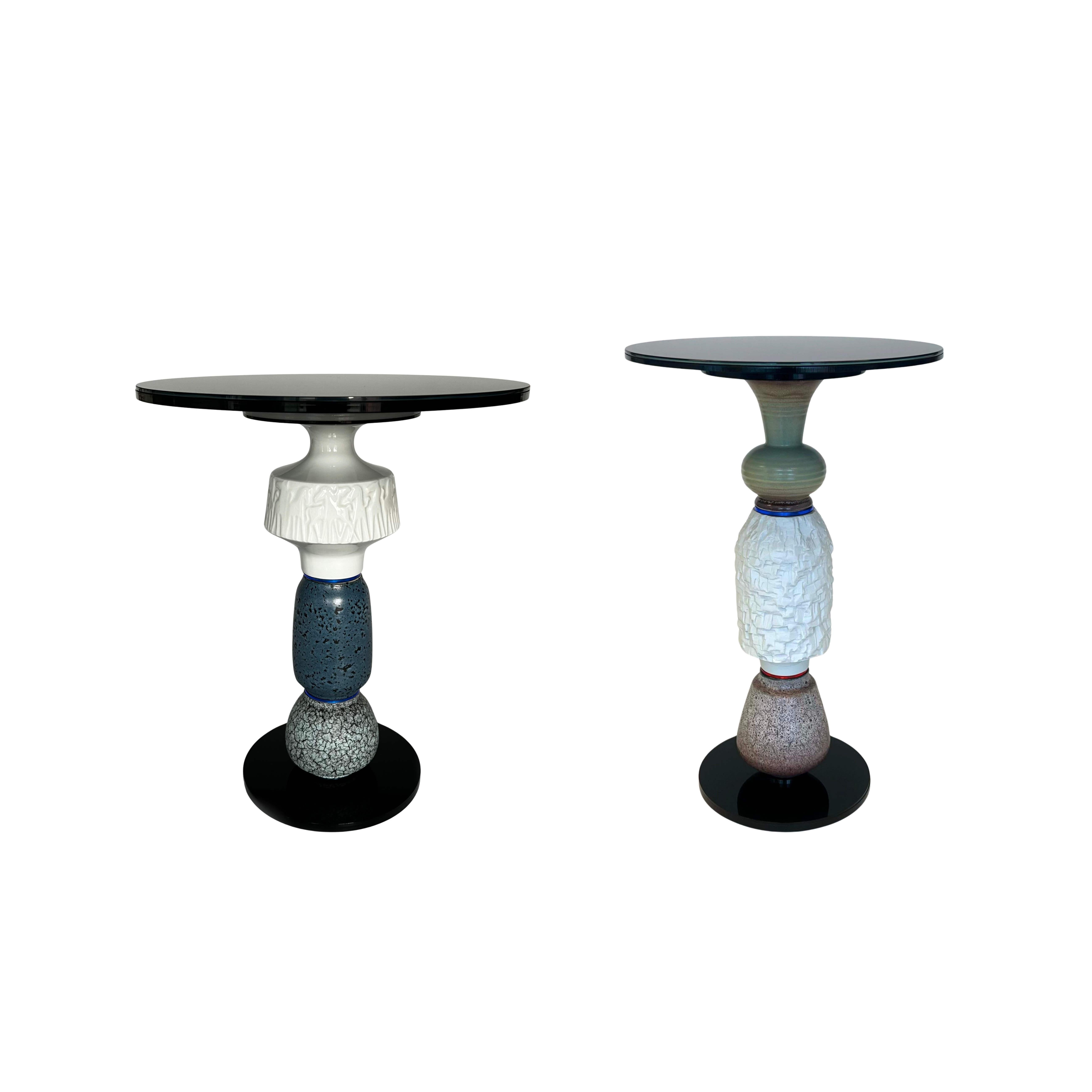 Le designer et Artis Andreas Berlin a créé une collection de tables d'appoint extraordinaires. Ces tables sont des sculptures et des tables d'upcycling haut de gamme et utiles. Les vases trouvés dans les magasins d'antiquités connaissent une