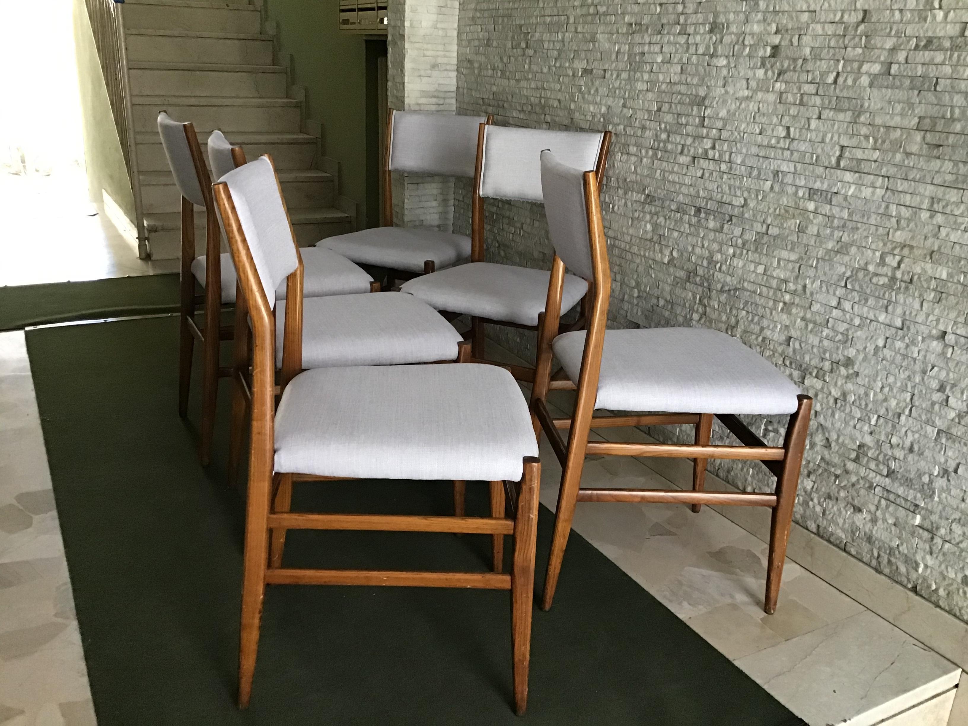 Set of 2 Gio‘ Ponti Leggera Model 646 Chairs Wood 1950 for Cassina, Italy In Excellent Condition In Milano, IT