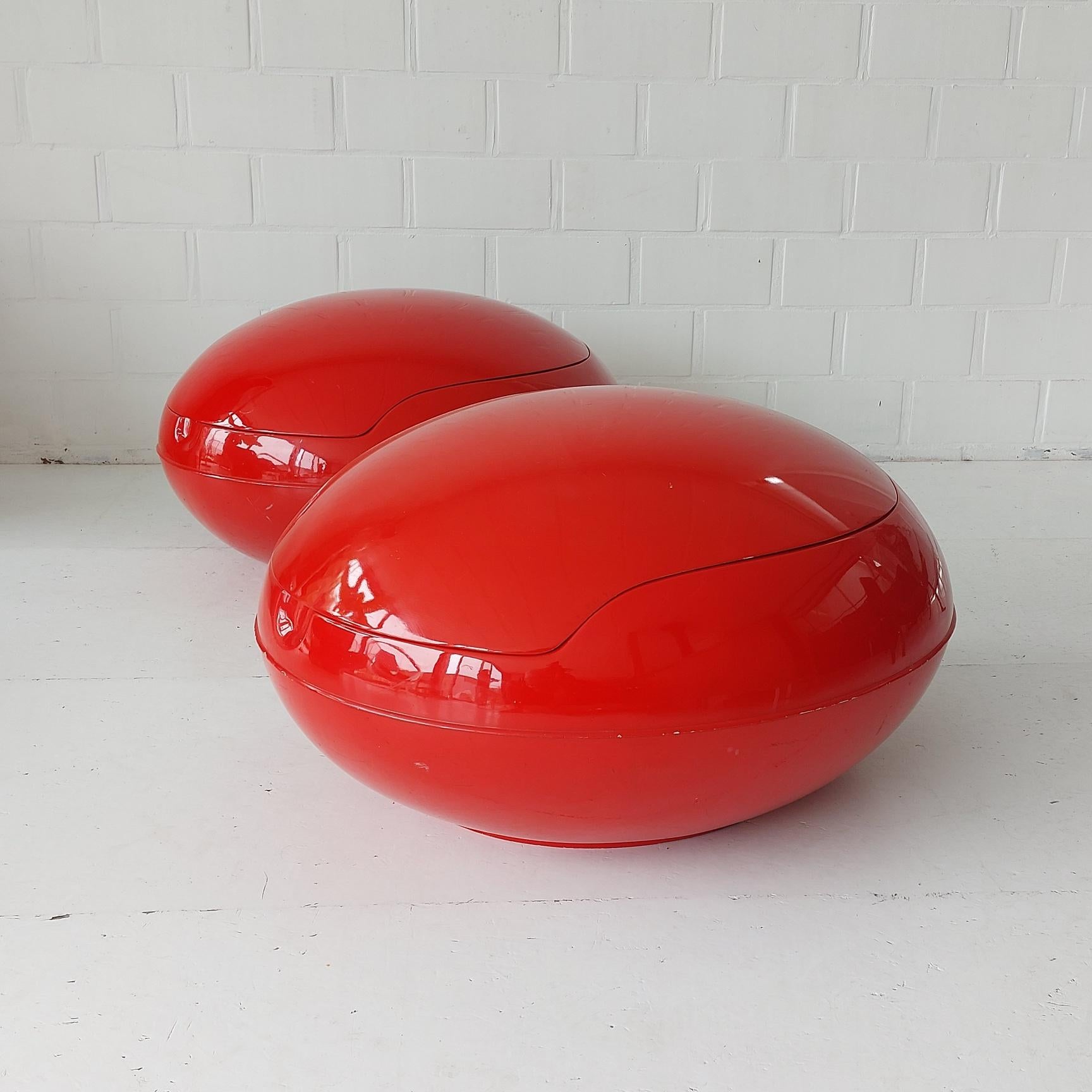 Set 2x Peter Ghyczy 1970s Garden Egg ei stuhl 1967-68 lounge Chair space age.

Early set of 2x peter Ghyszy garden egg chair designed in the late 1960s and produced in the 1970s.  This set has always been together in a Living room in eastern Germany