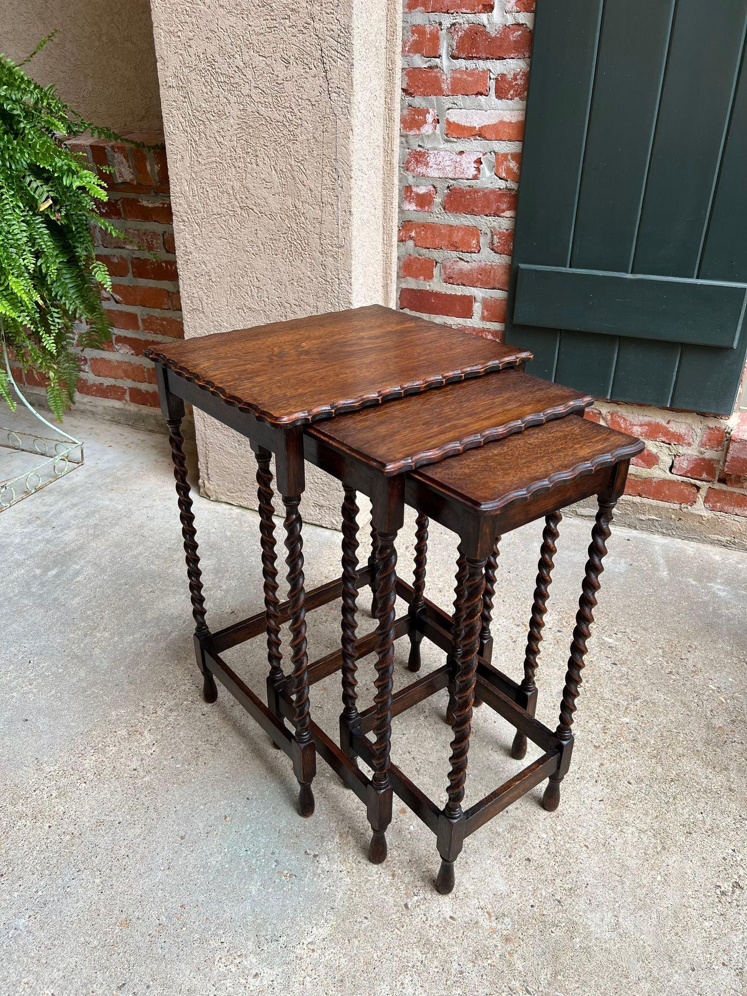 Set 3 Antique English Nesting Table End Sofa Table Barley Twist Tiger Oak Petite Size.

Direct from England, a complete set of 3 antique English nesting tables! With their fabulous style, size and versatility, these sets are one of THE most