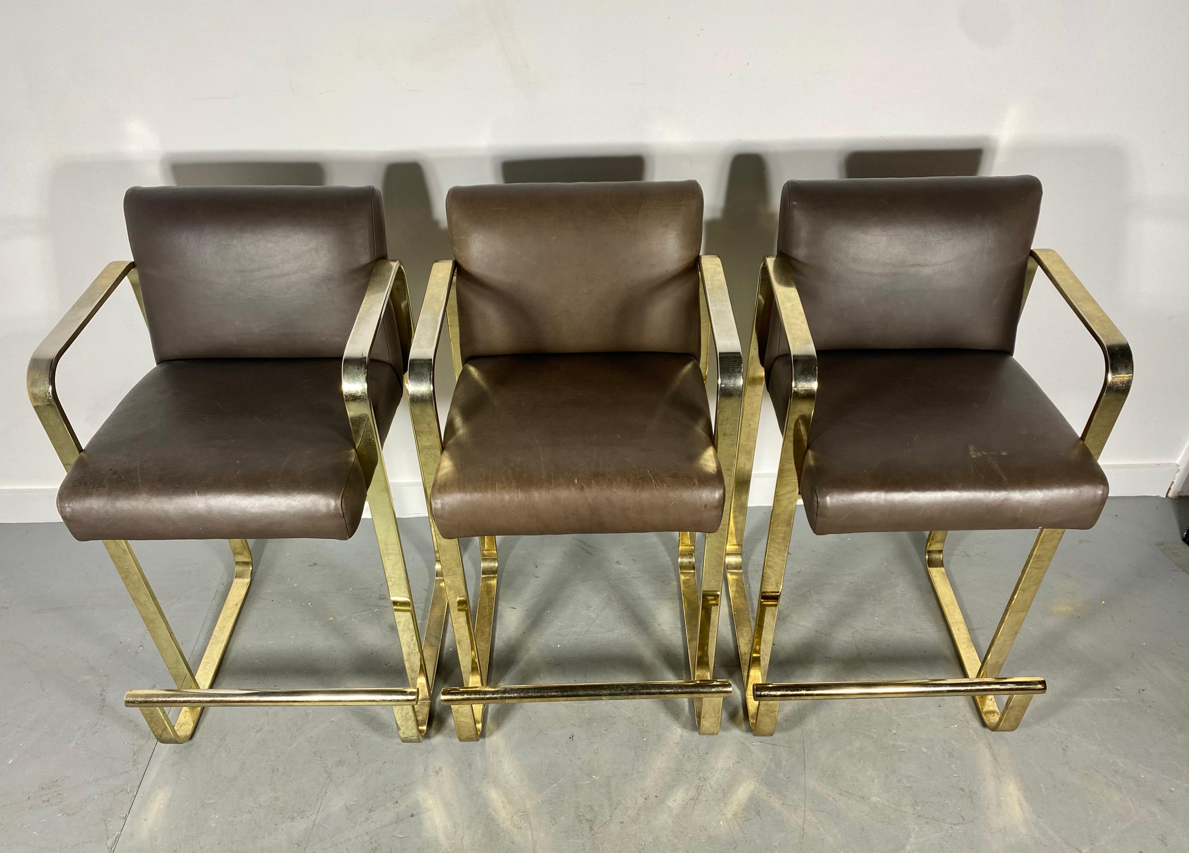 Set 3 Brass and Leather Bar / Counter Stools attributed to Shelby Williams In Good Condition For Sale In Buffalo, NY