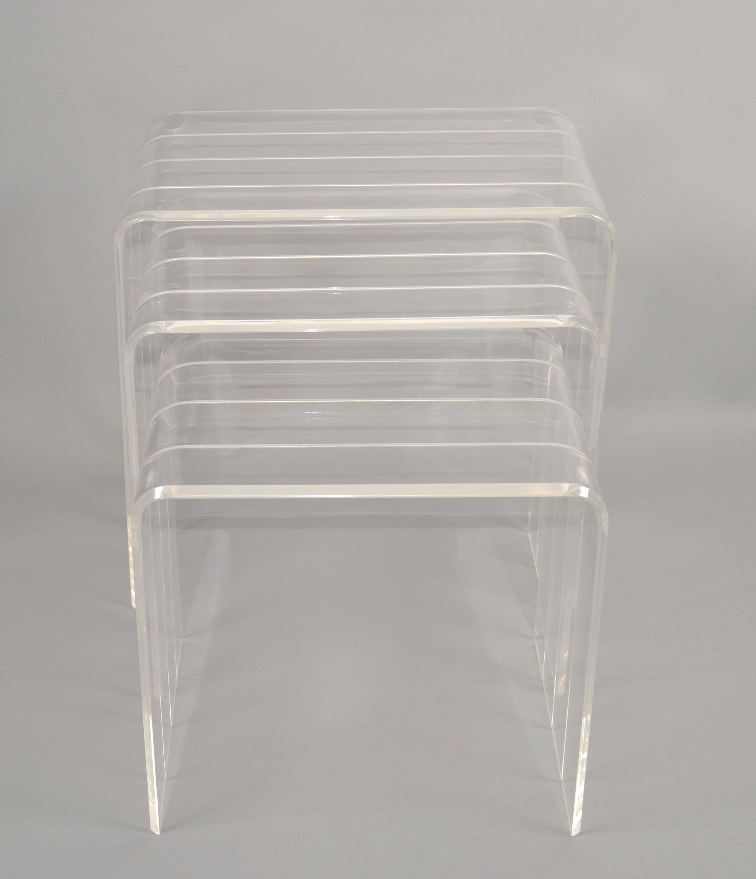 Mid-Century Modern Set 3 Italian Etched Lucite Waterfall Nesting Tables Stacking Tables Stools 1970 For Sale