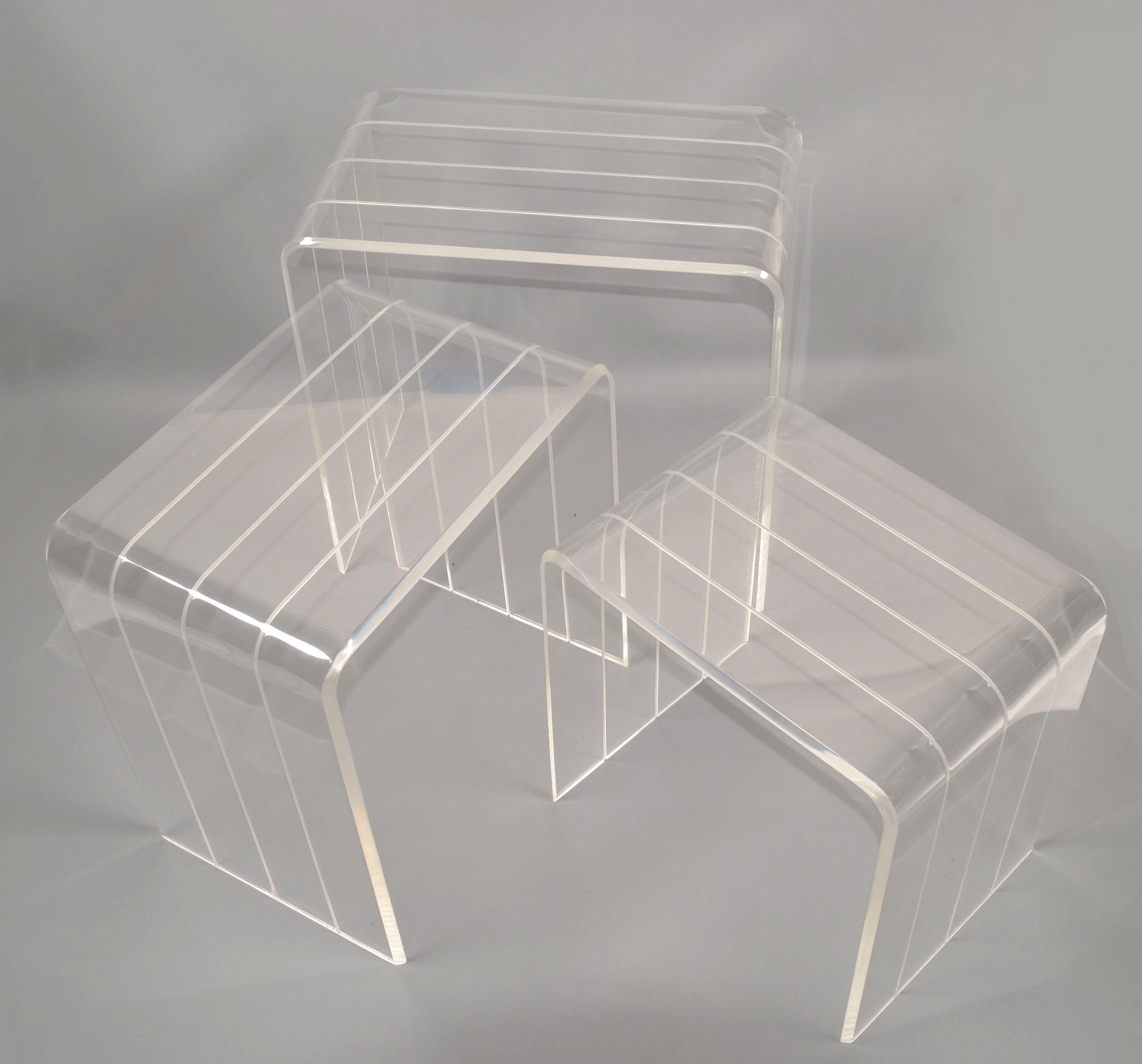 Hand-Crafted Set 3 Italian Etched Lucite Waterfall Nesting Tables Stacking Tables Stools 1970 For Sale