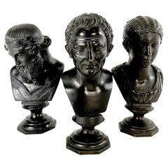 Ensemble de 3 bustes d'empereurs de style néoclassique italien en bronze patiné