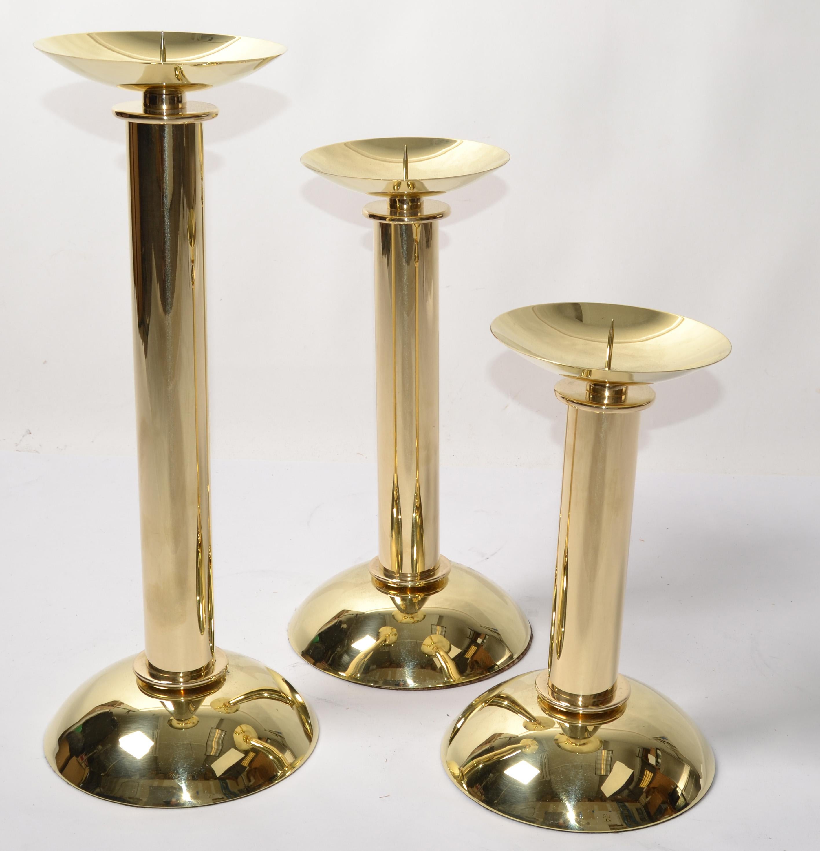 Laiton Ensemble de 3 chandeliers suspendus Karl Springer LTD en laiton poli 1985  en vente