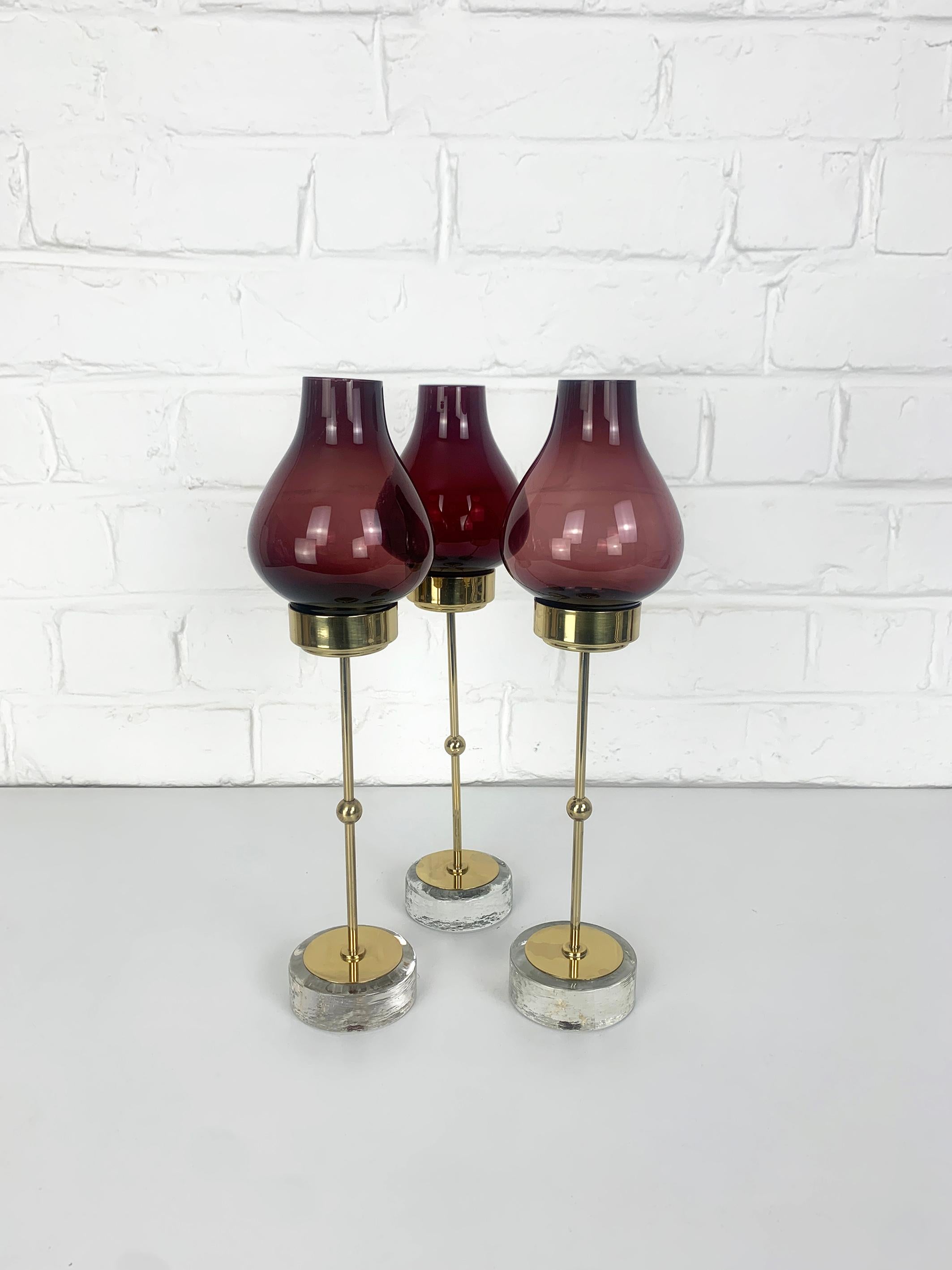 Set 3 skandinavisch-moderne Kerzenhalter aus Messing Gunnar Ander Ystad Metall Schweden (20. Jahrhundert) im Angebot