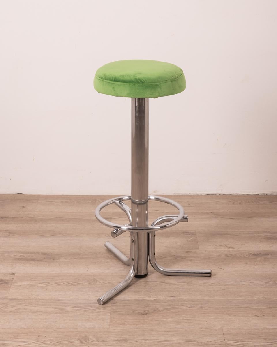 Set of 3 vintage 70s green metal stools Italian design In Good Condition For Sale In None, IT