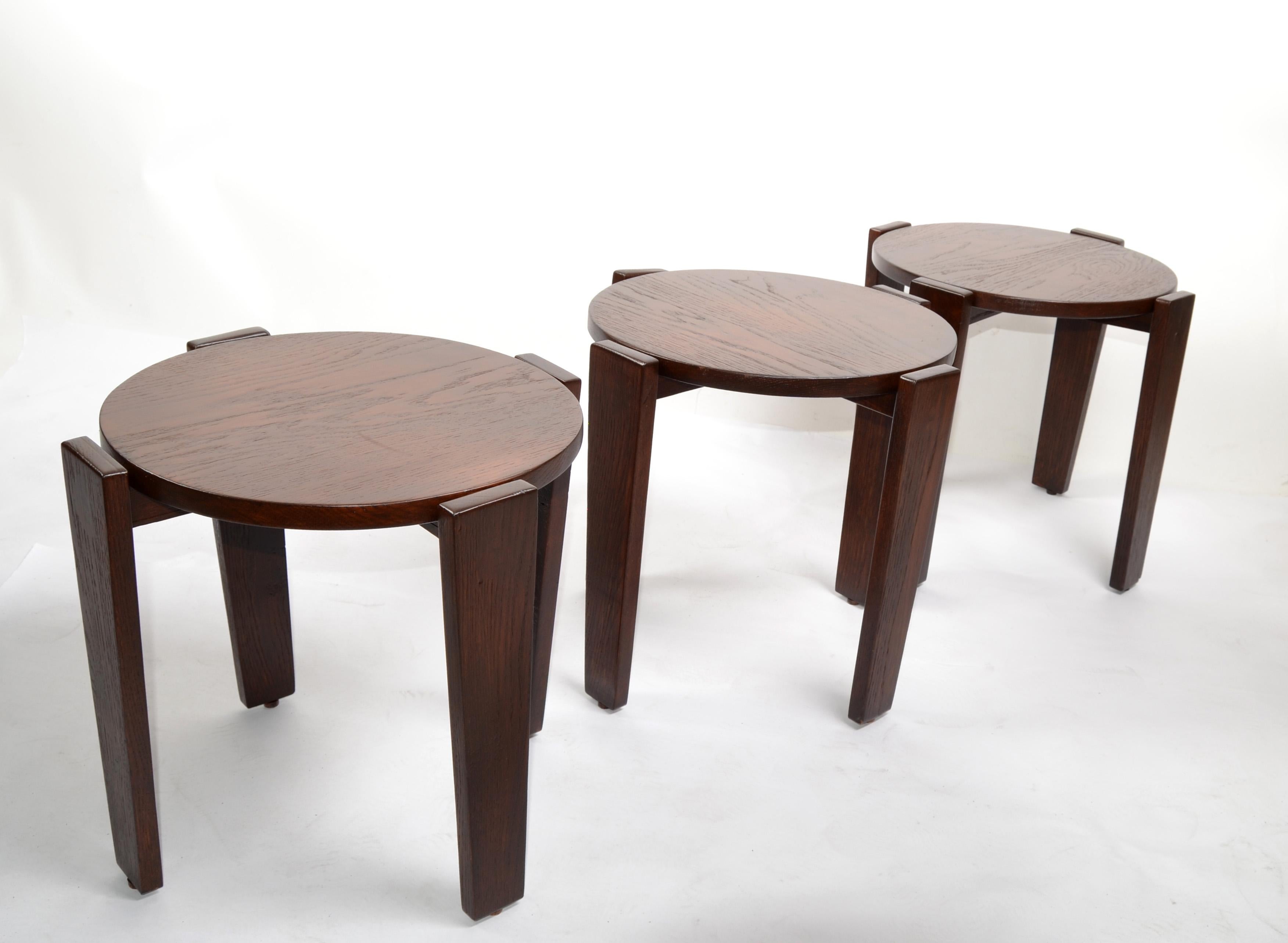 Set 3 Walnut Nesting Tables Stacking Tables Side Tables Bauhaus Bruno Rey Style In Good Condition For Sale In Miami, FL