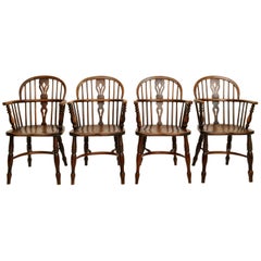 Satz 4 19. Jahrhundert Antike Englische Esche & Ulme Low Hoop Back Windsor Chairs 1840