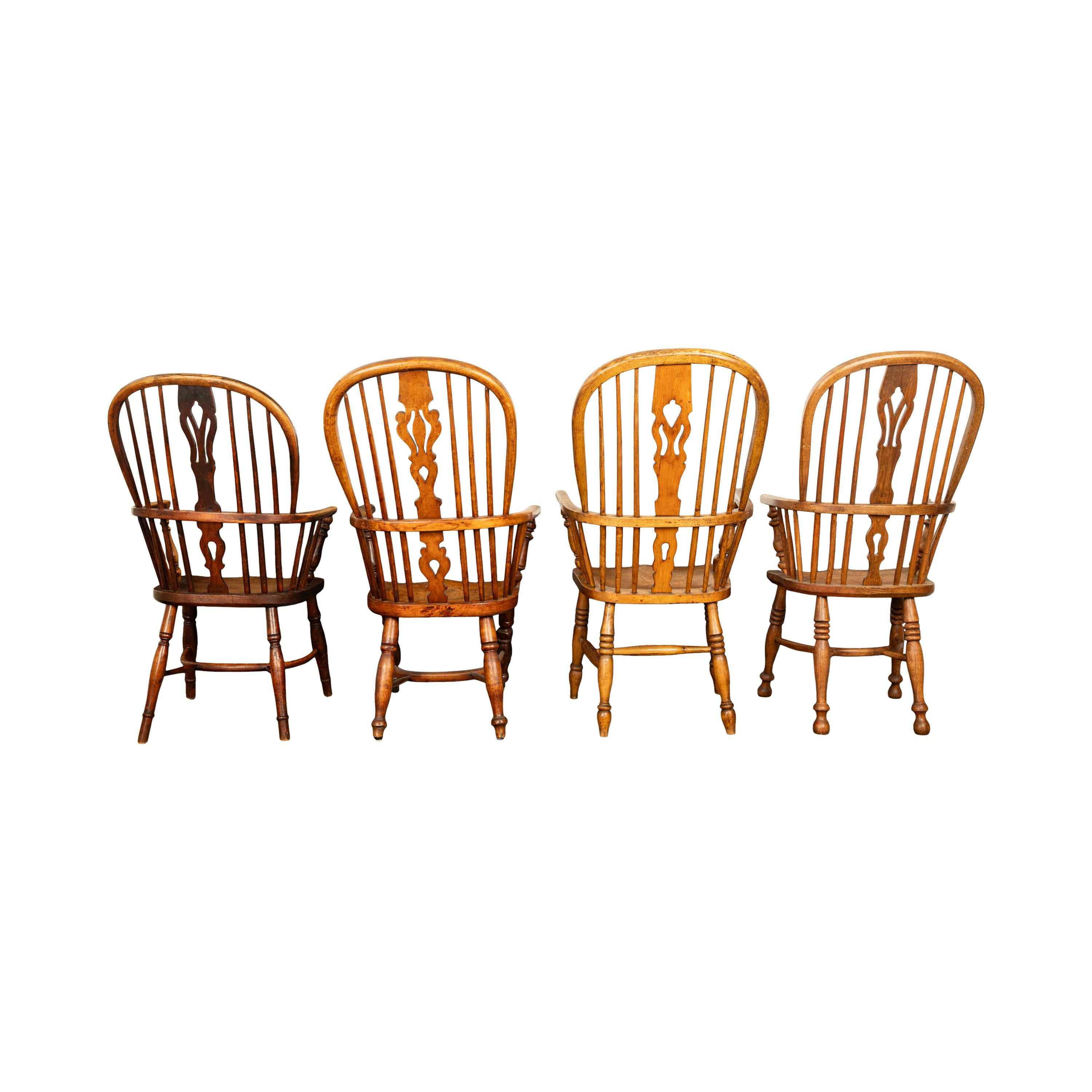 Set 4 Antique 19thC High-backed English Ash Elm Country Windsor Arm Chairs 1840  For Sale 5