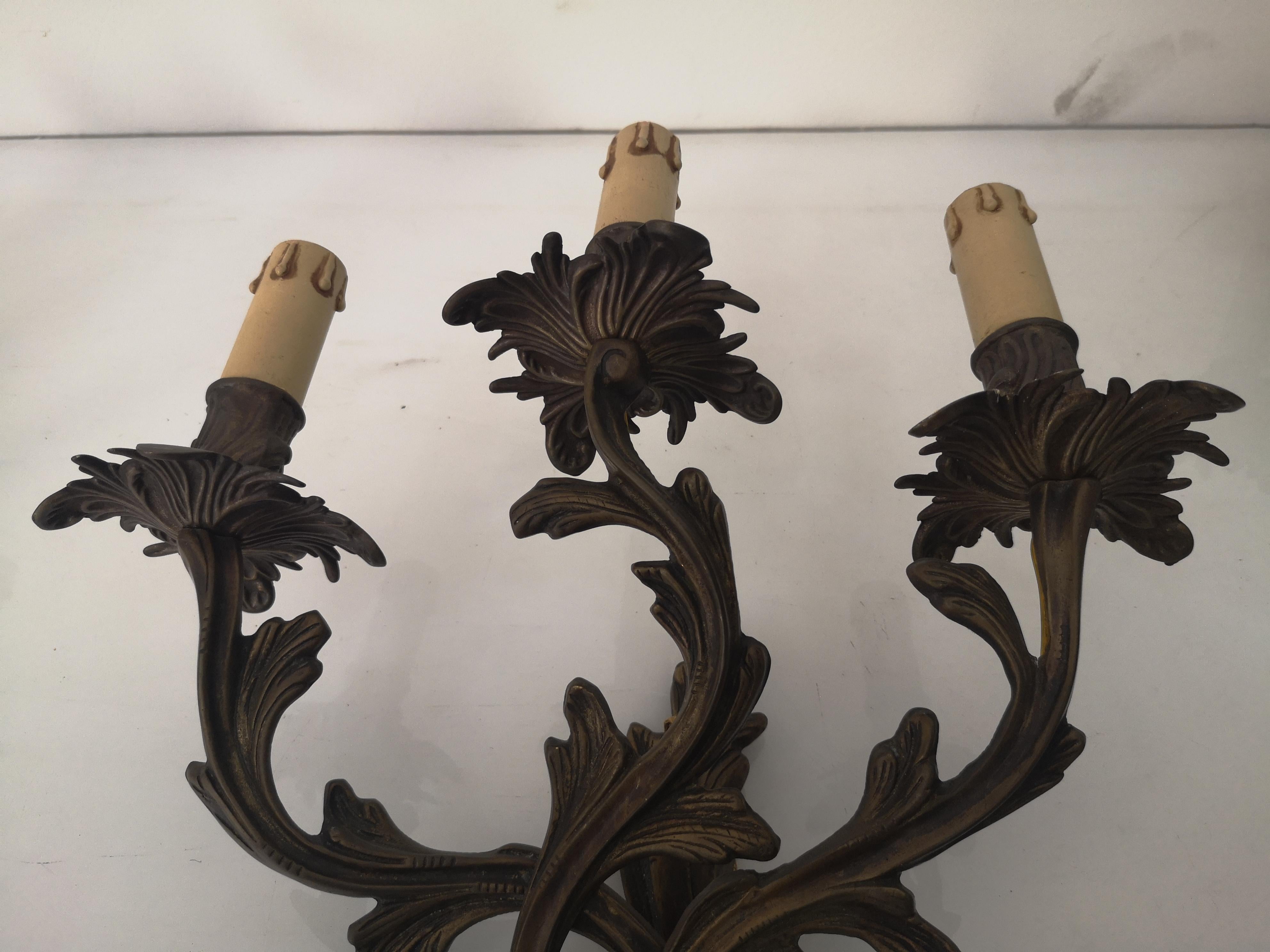 Set of 4 3-light bronze wall sconce in Louis XV style 1940s For Sale 7