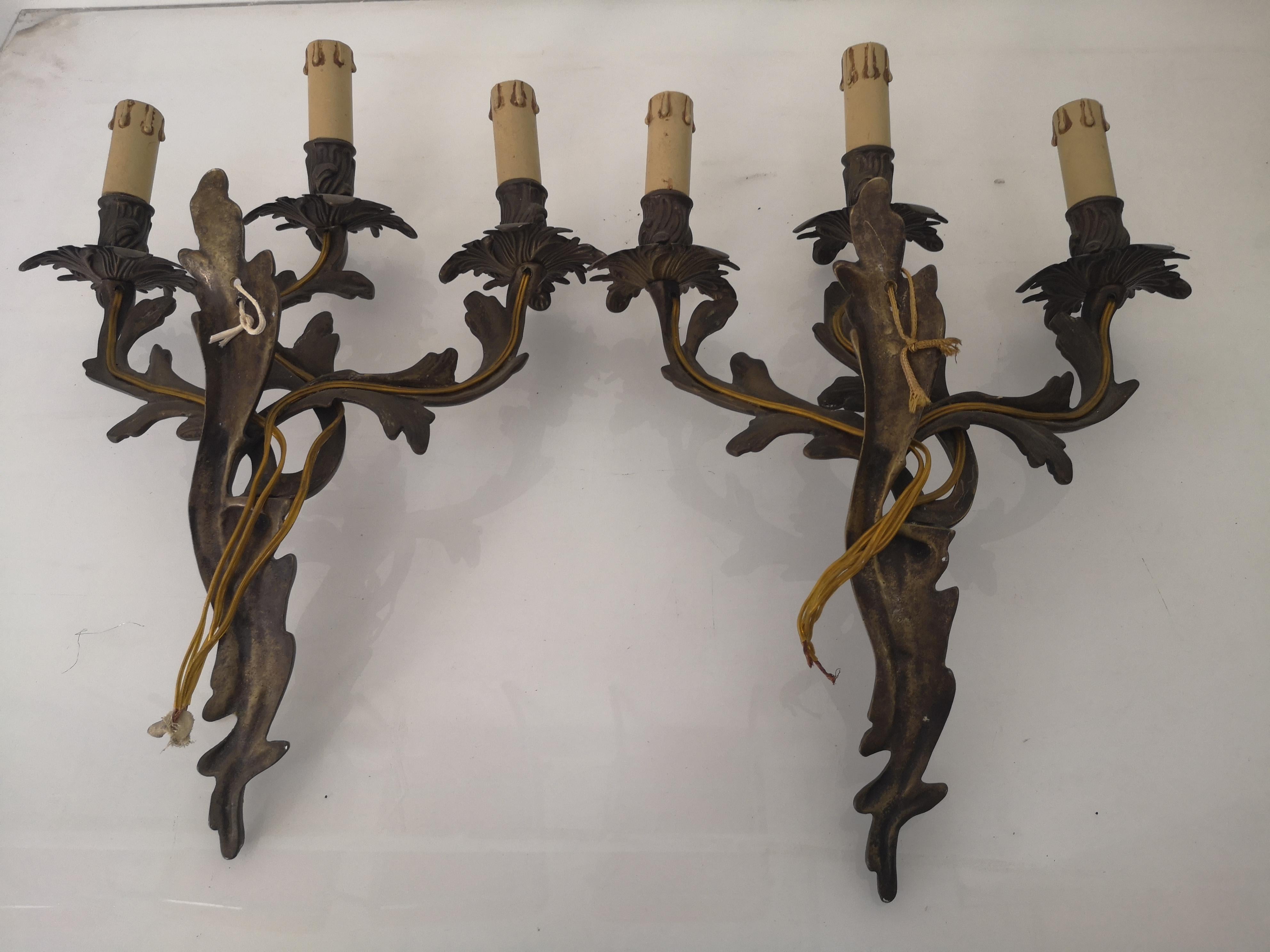 Set of 4 3-light bronze wall sconce in Louis XV style 1940s For Sale 9