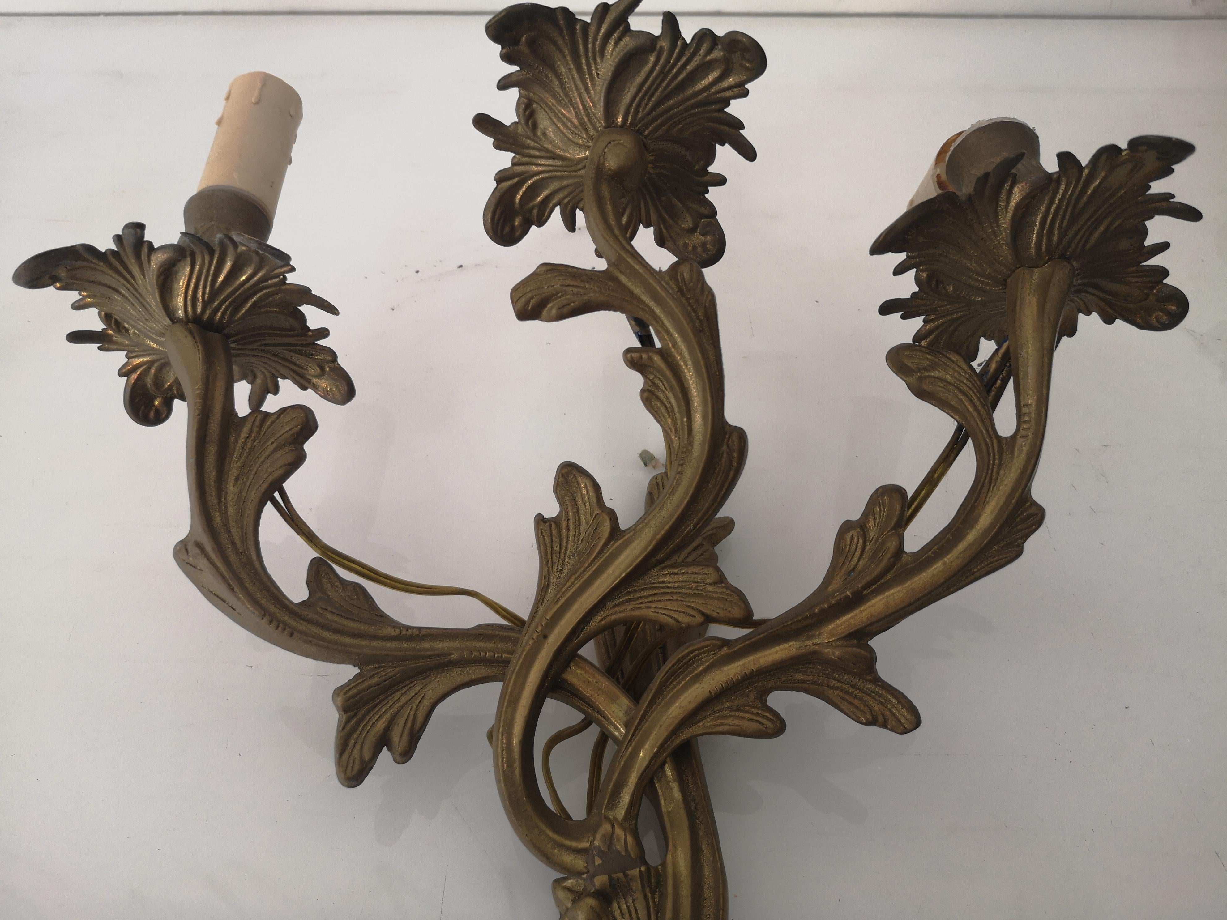 Set of 4 3-light bronze wall sconce in Louis XV style 1940s For Sale 1
