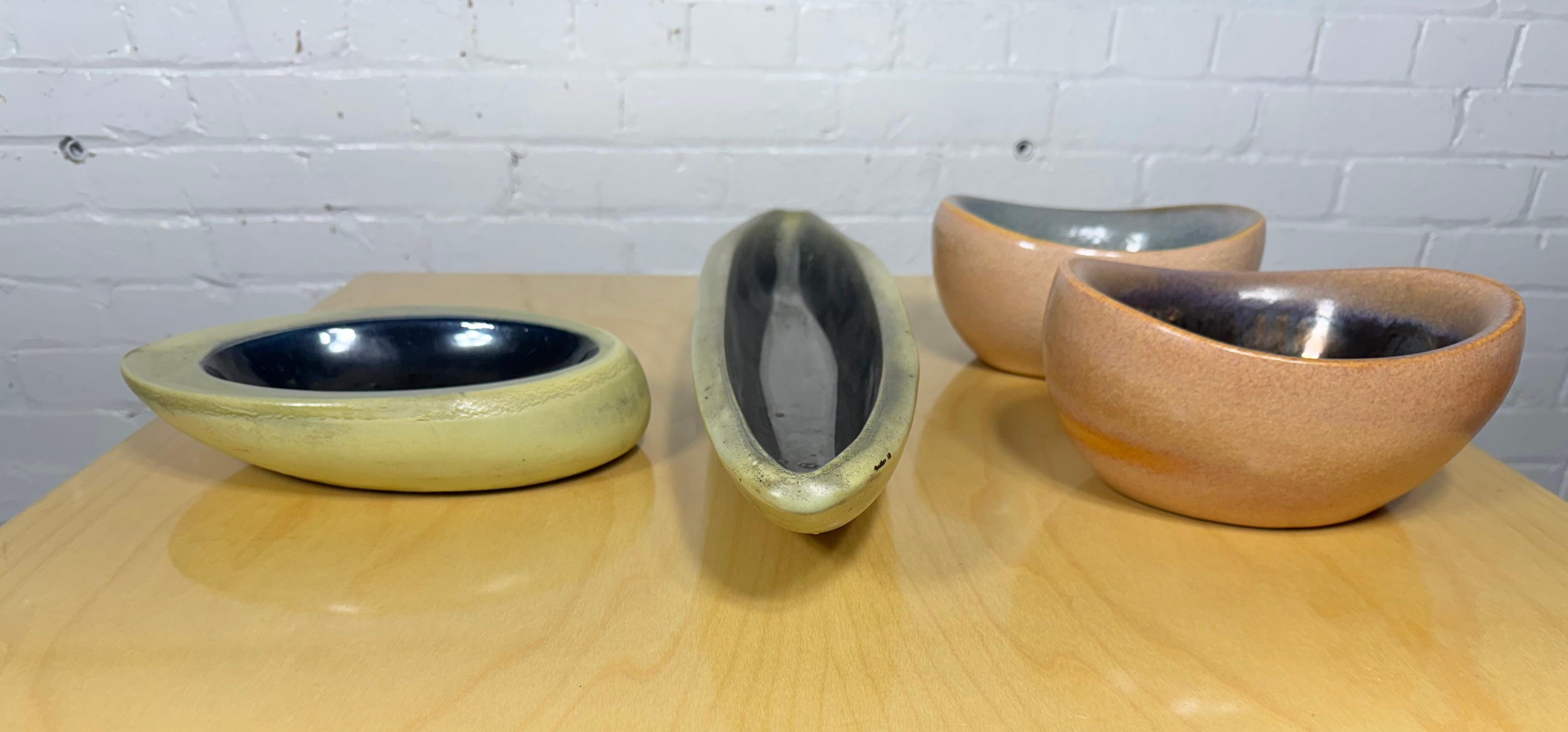 Set 4 Bauer vases / vessels by Russel Wright 1940's / Modernist in vendita 10