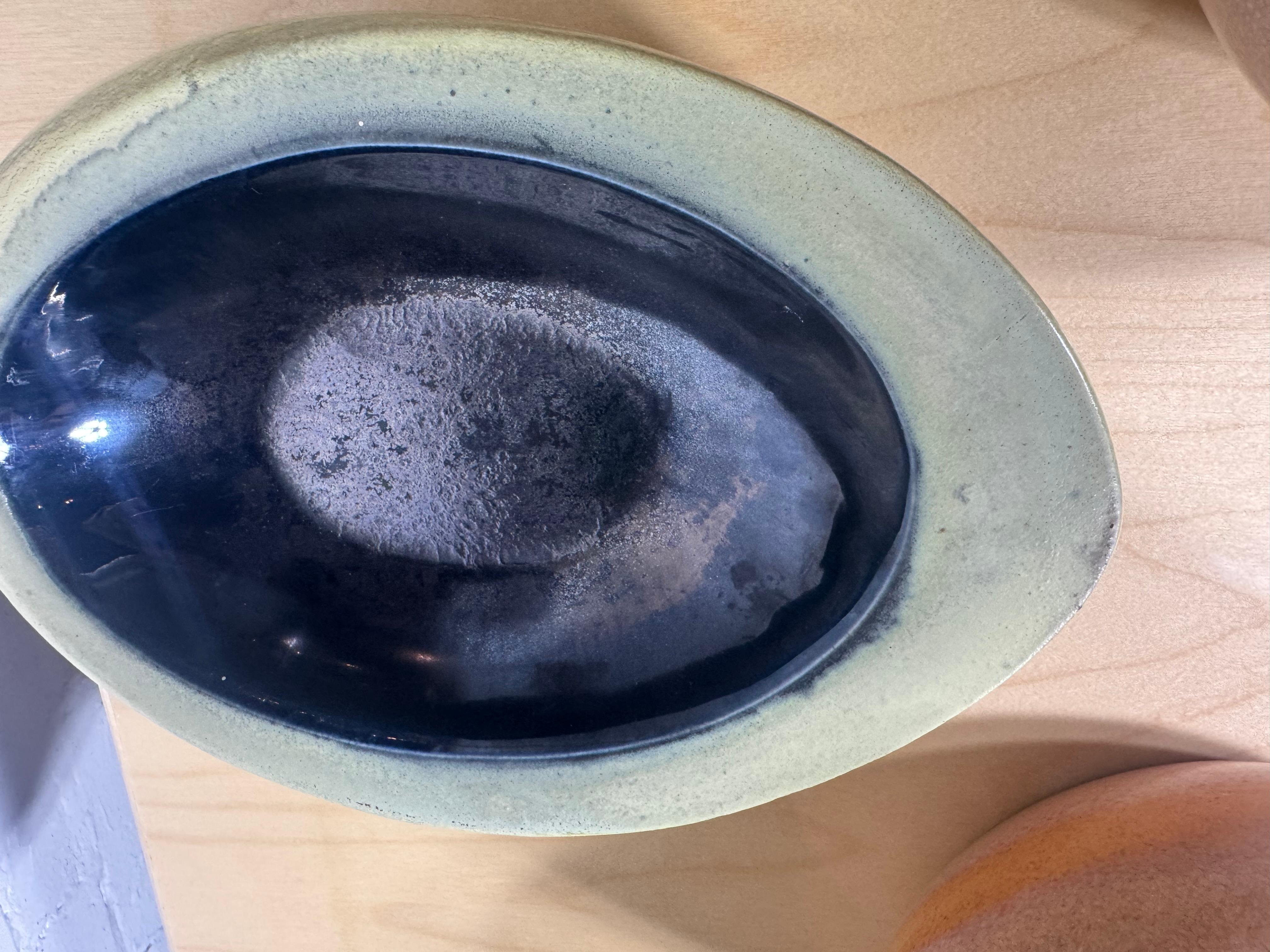 Set 4 Bauer vases / vessels by Russel Wright 1940's / Modernist In condizioni buone in vendita a Buffalo, NY