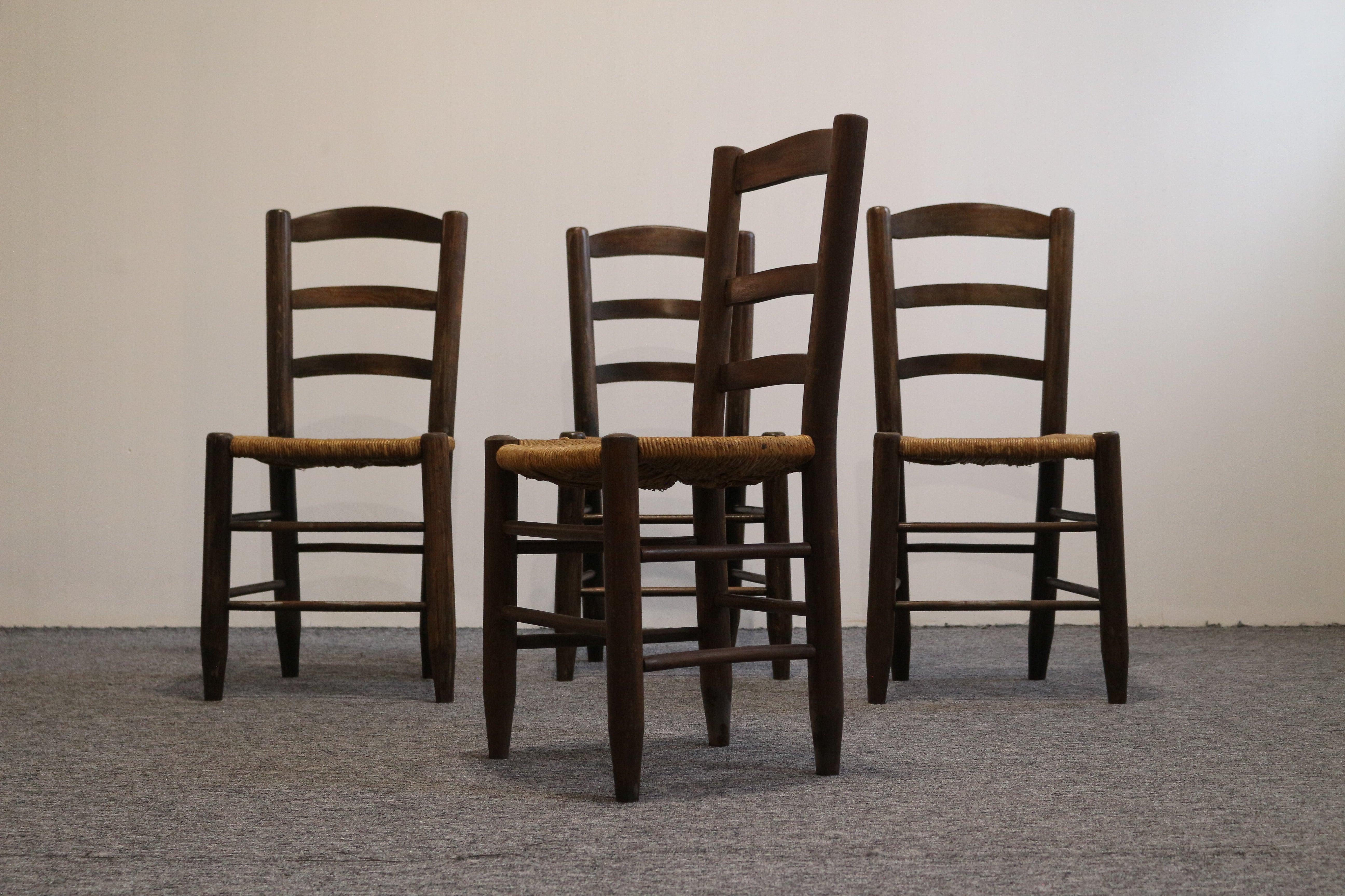 Français Ensemble de 4 chaises, modernisme français en vente