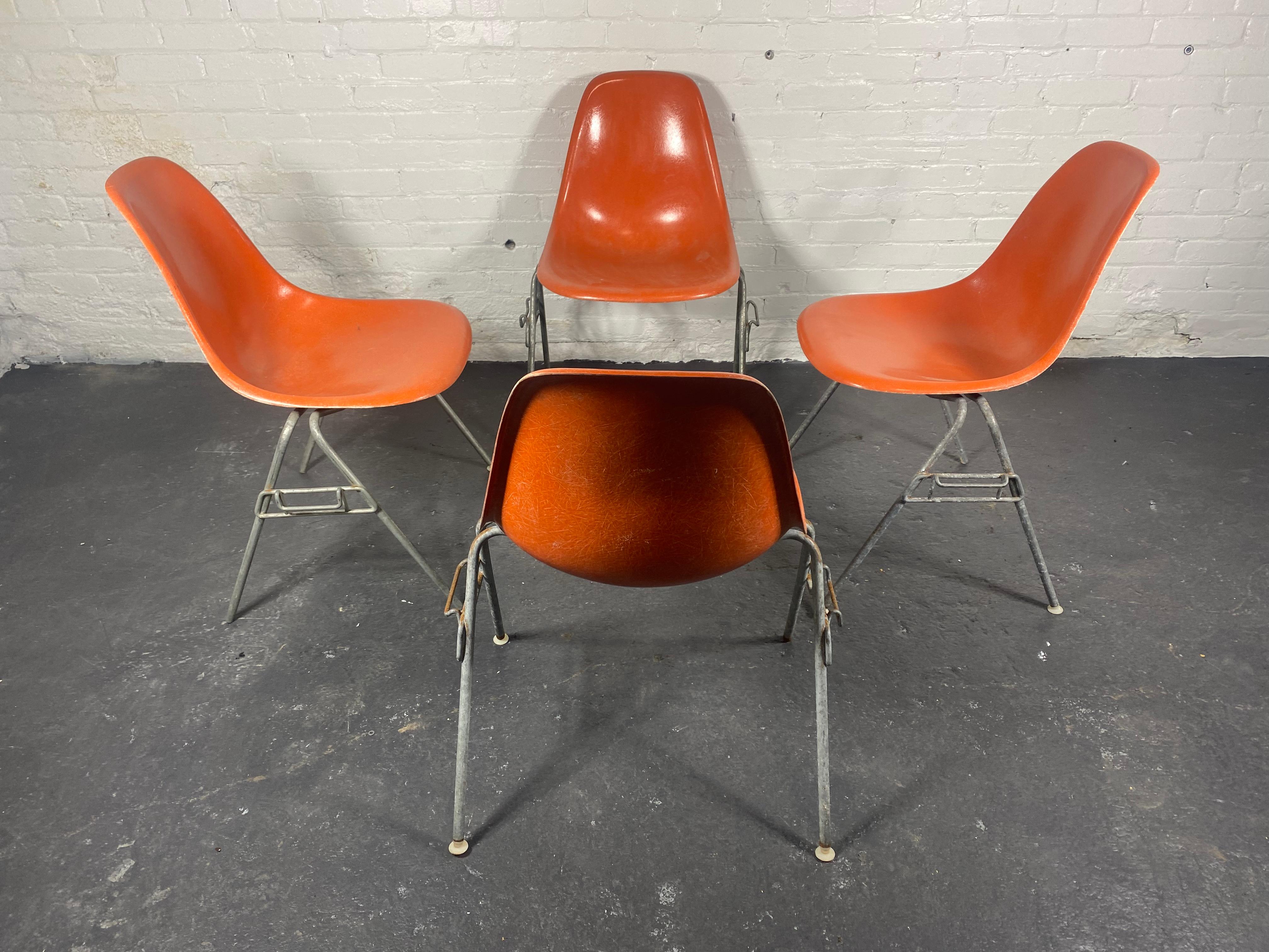 Metal SET 4 DSS Stacking Chairs, Charles & Ray Eames, Herman Miller, Orange Fiberglass For Sale