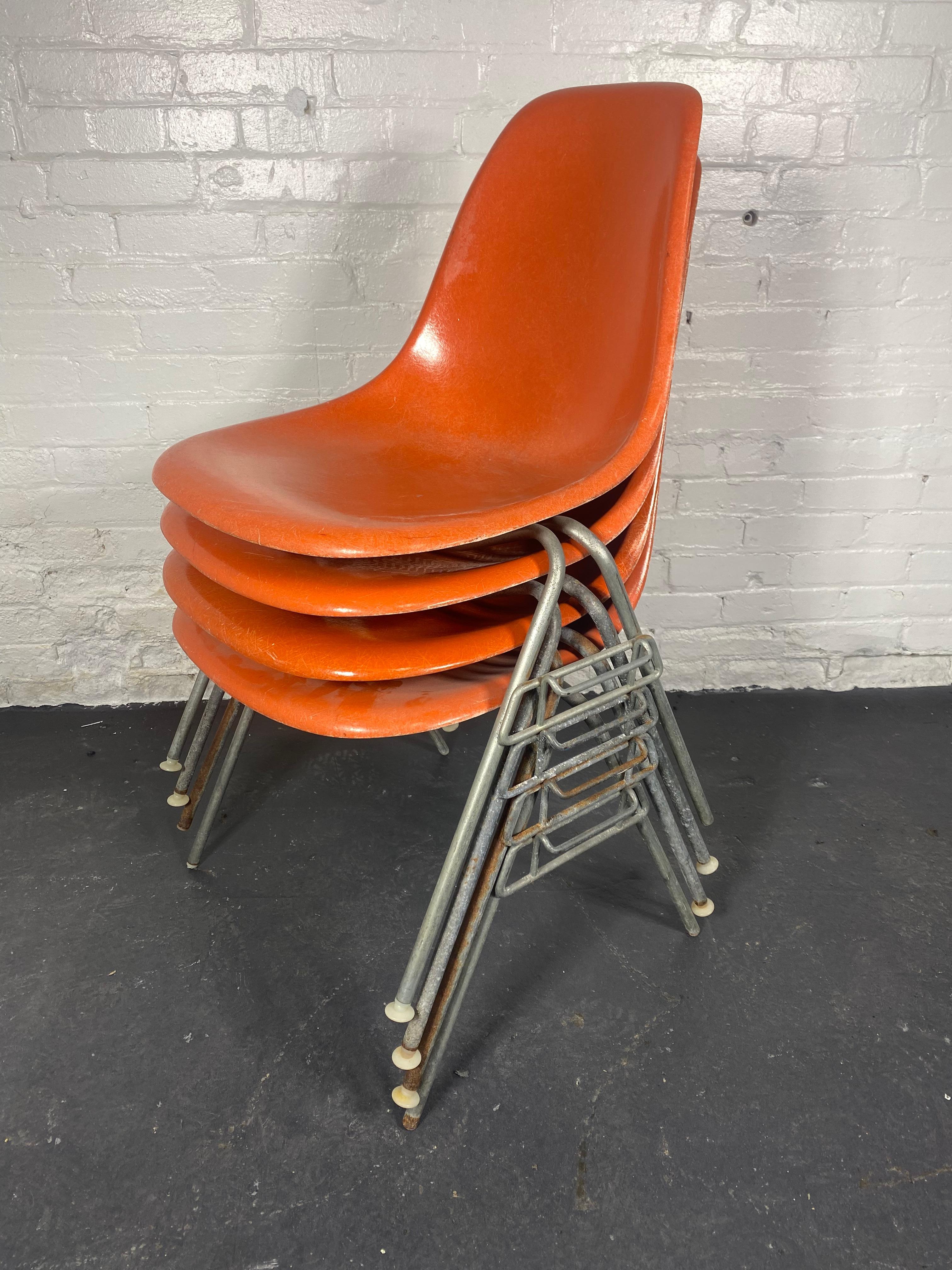 SET 4 DSS Stacking Chairs, Charles & Ray Eames, Herman Miller, Orange Fiberglass For Sale 2