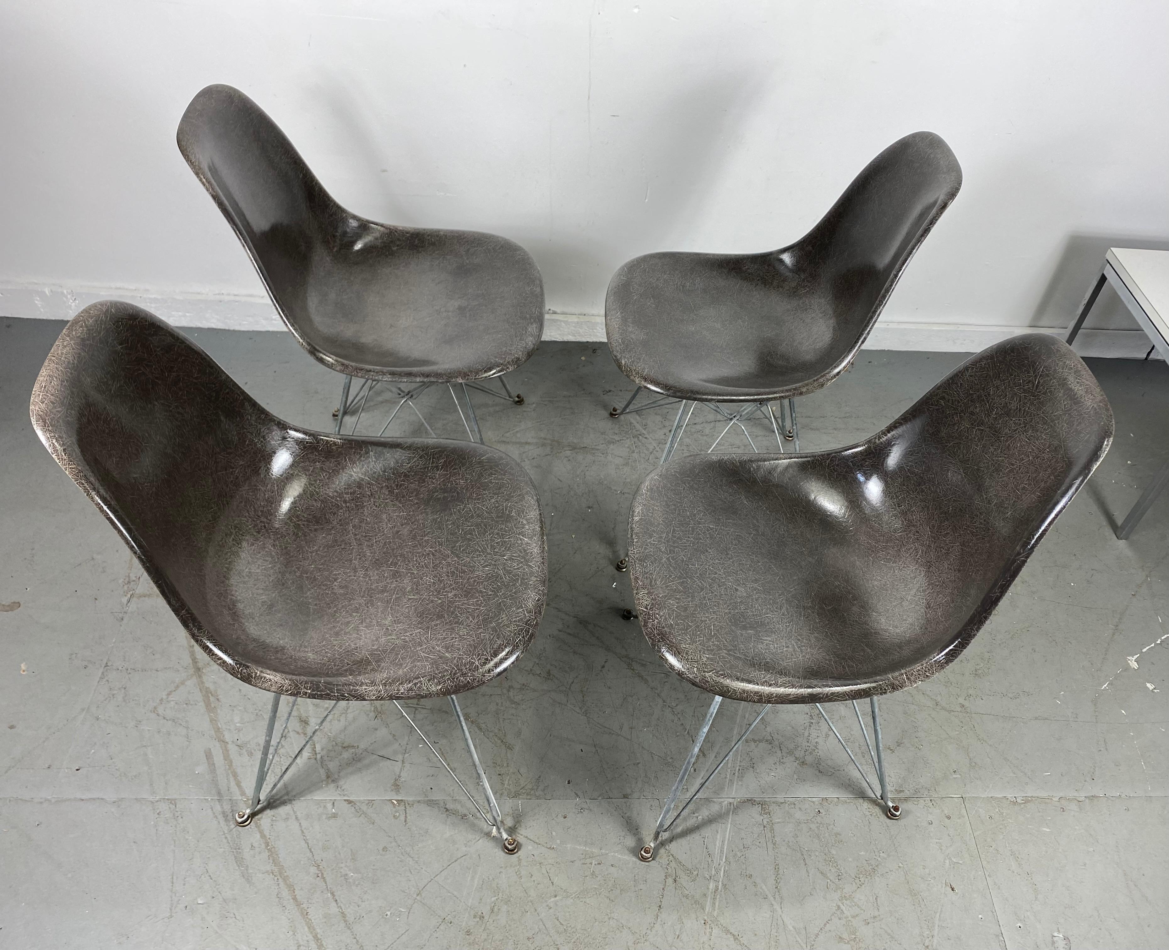 Set 4 Early Eames Fiberglass DSR Chairs on Eiffel Tower Bases 1