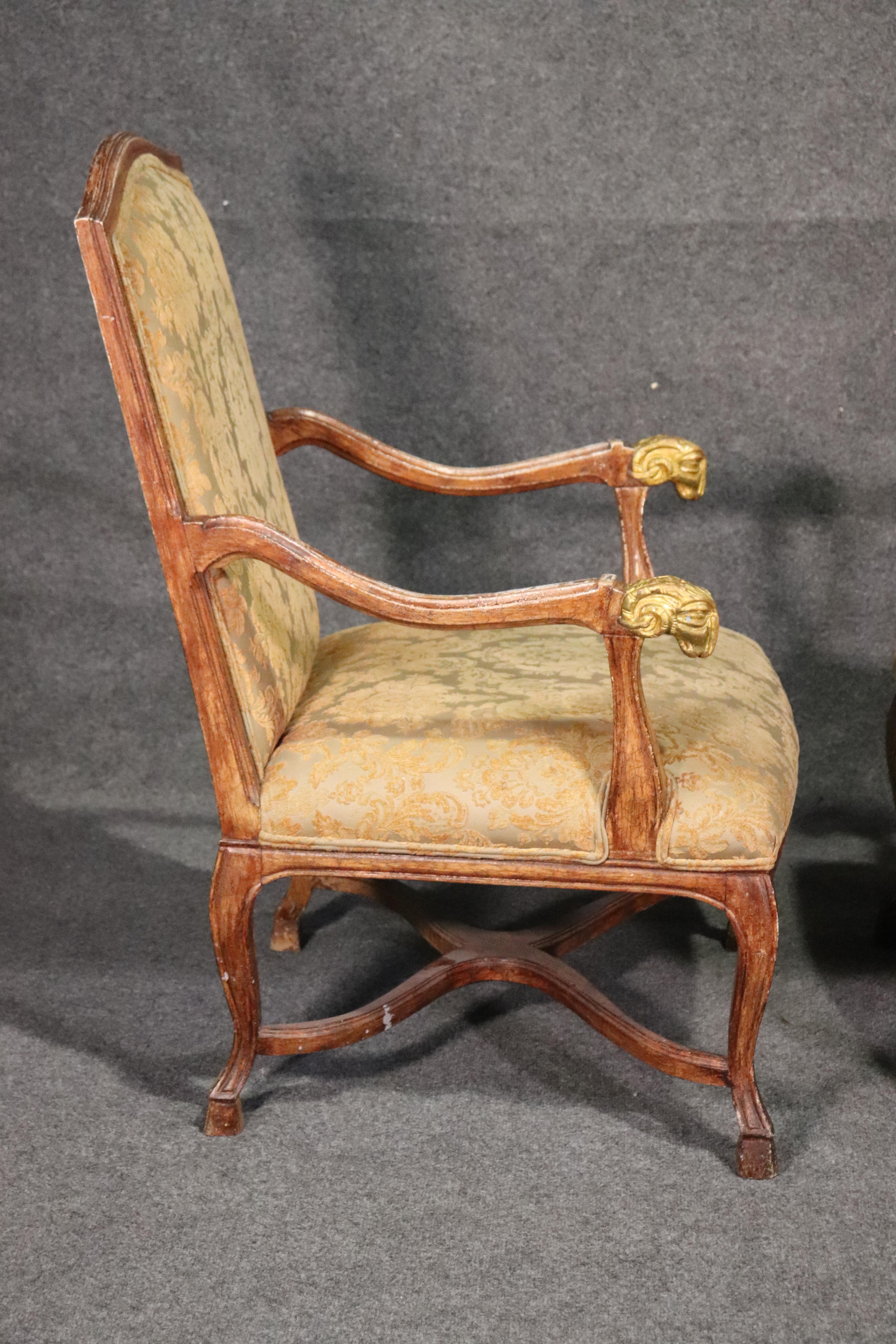 Set 4 French Paint Decorated Giltwood Rams Head Armchairs Dining Office Chairs In Good Condition For Sale In Swedesboro, NJ