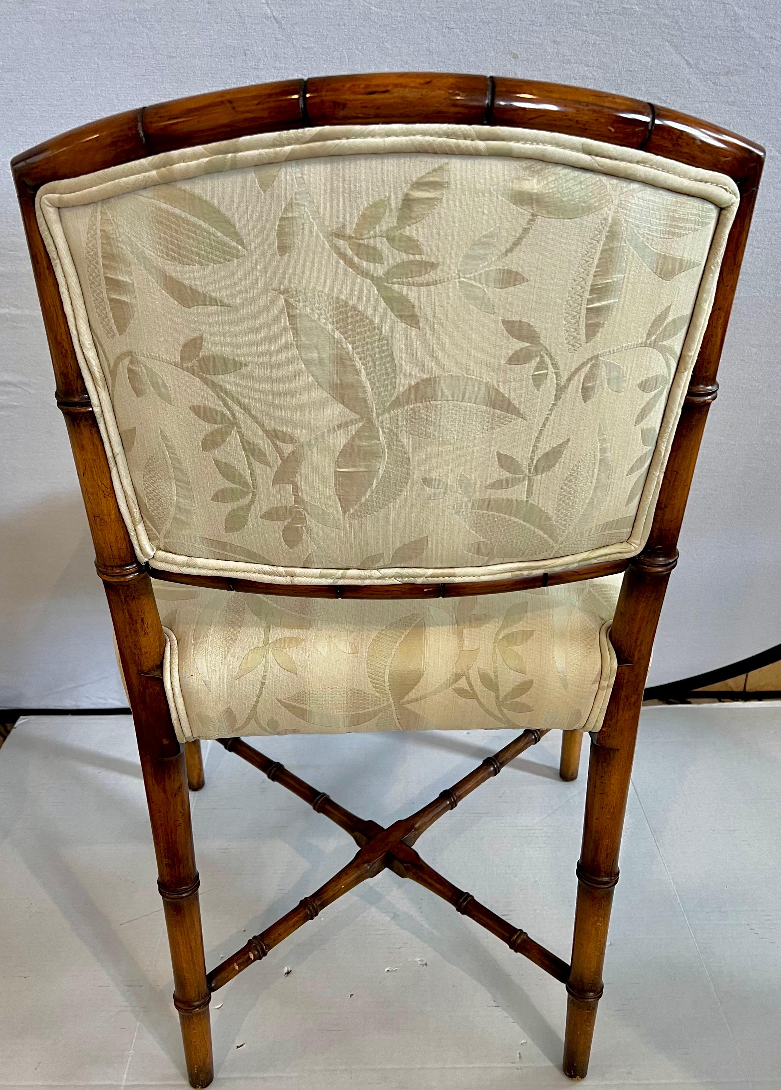 Set 4 sedie da sala da pranzo in bambù in stile Reggenza francese Scalamandre Tessuto in vendita 3