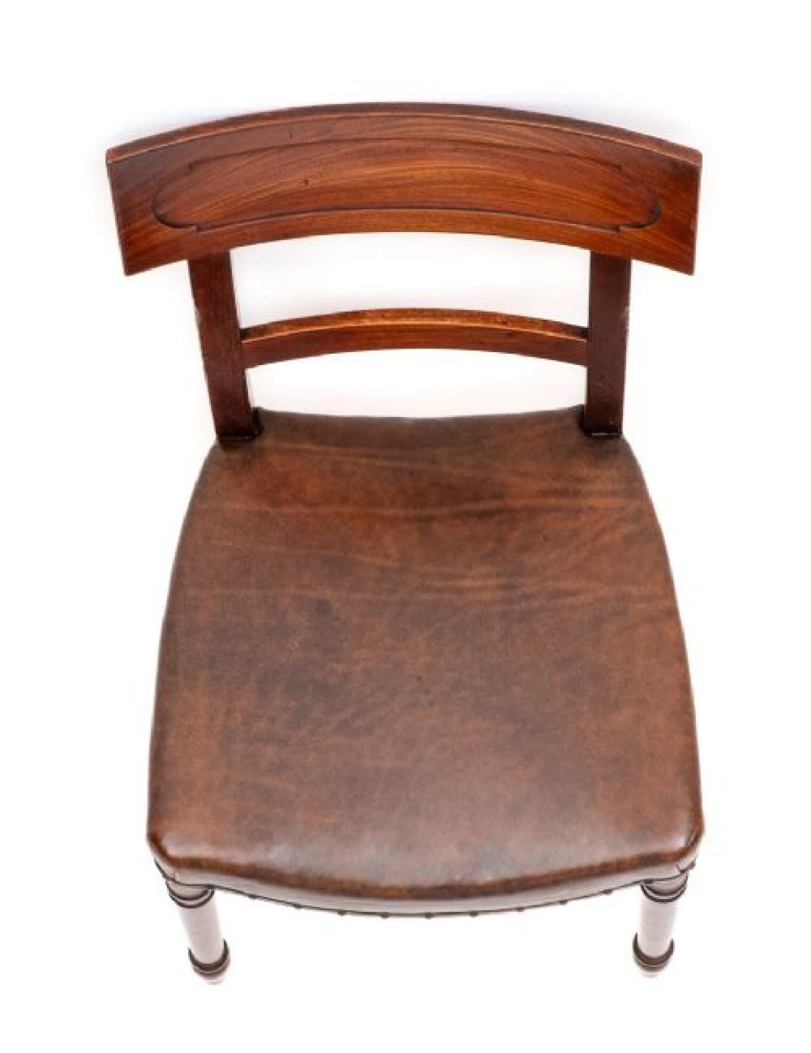 Ensemble de 4 chaises de salle à manger Regency en acajou 1815 en vente 1