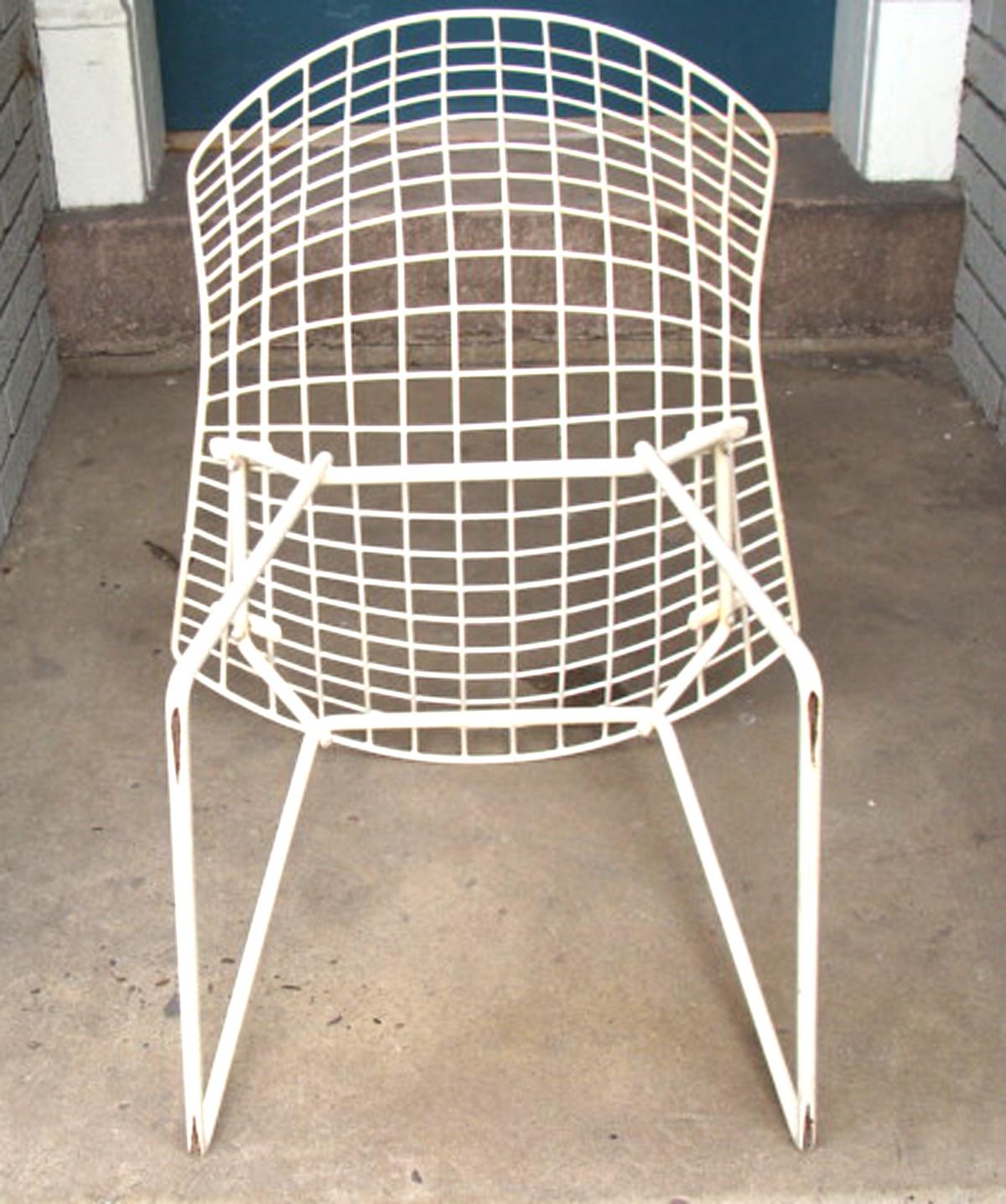 Set of 4 Knoll Bertoia Chairs 1