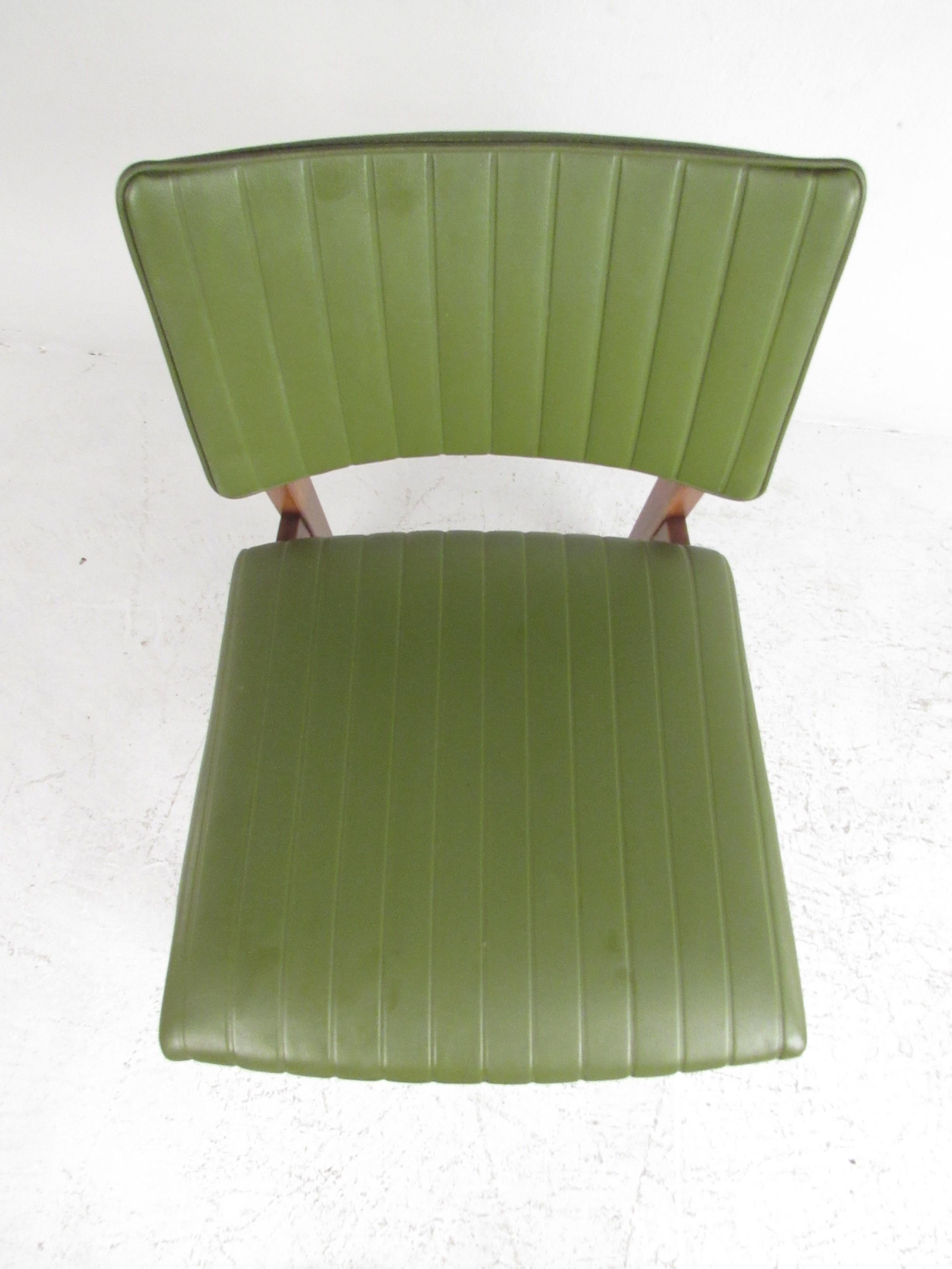American Set of 4 Midcentury Dining Chairs by B.L. Marble Furniture Co.