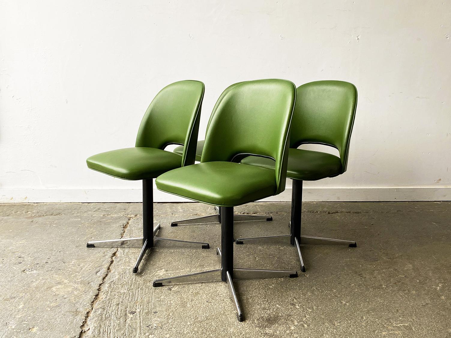 British Set 4 Mid-Century Modern 1960s swivel dining/kitchen/office chairs For Sale