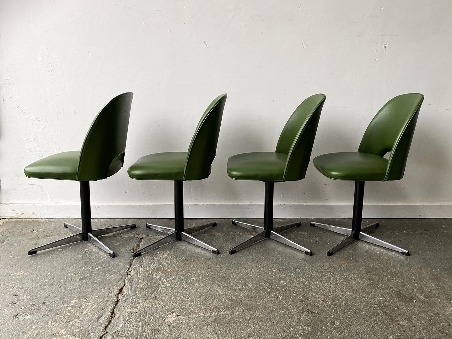 Set 4 Mid-Century Modern 1960s swivel dining/kitchen/office chairs For Sale 2