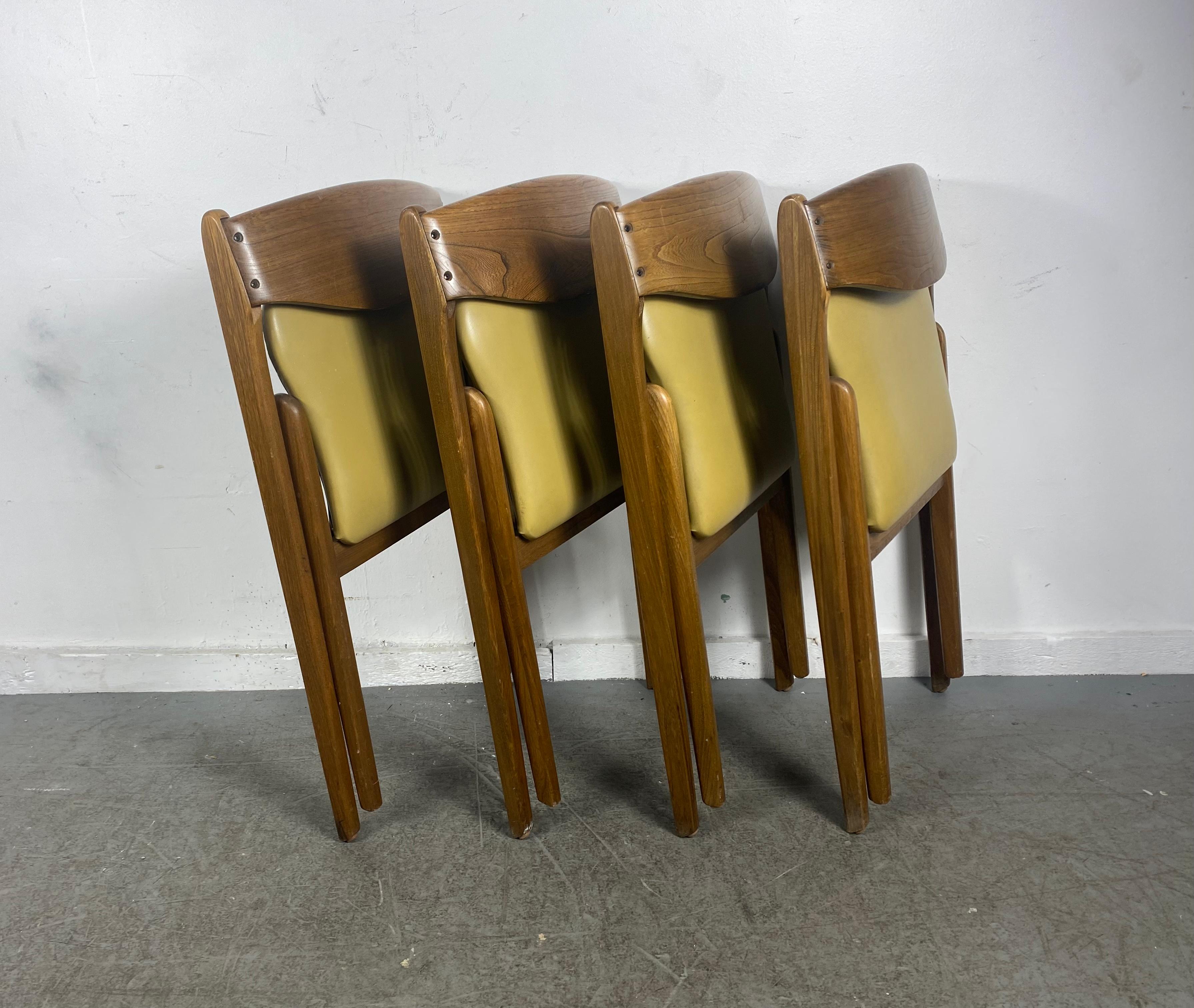 American Set 4 Mid-Century Modern Folding Chairs Made by Coronet