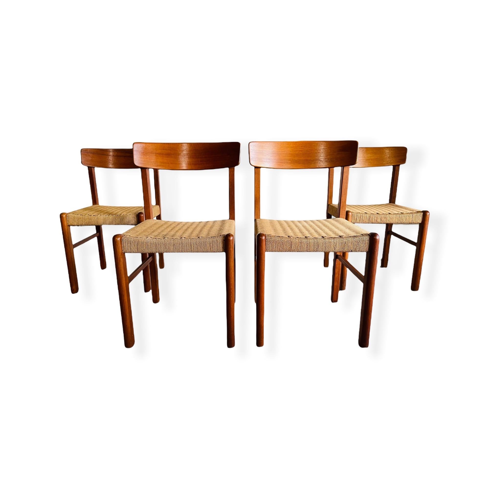 Here is a beautiful set 4 mid-century modern teak chairs. The chairs have the Danish cord seats. All chairs are in good vintage condition with normal wear consistent with age and use. 

Measures: W 17.5” x D 18” x H 32” x SH 18”.