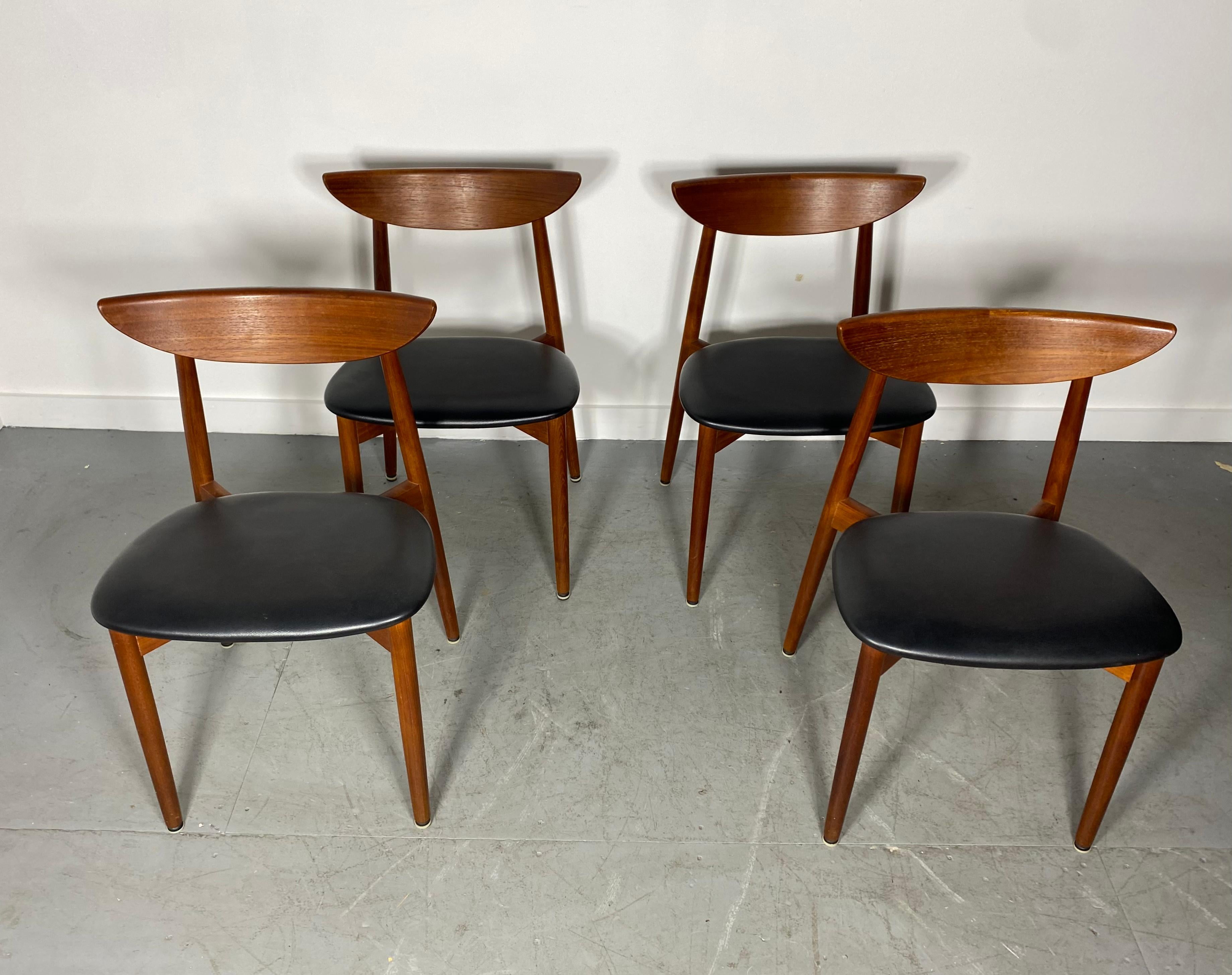 beautiful and sleek set 4 dining chairs designed by Harry Ostergaard in teak wood. Featuring graceful lines with a rounded curved back similar to Hans Wegner and Finn Juhl. These chairs and very comfortable with plenty of width and depth to the
